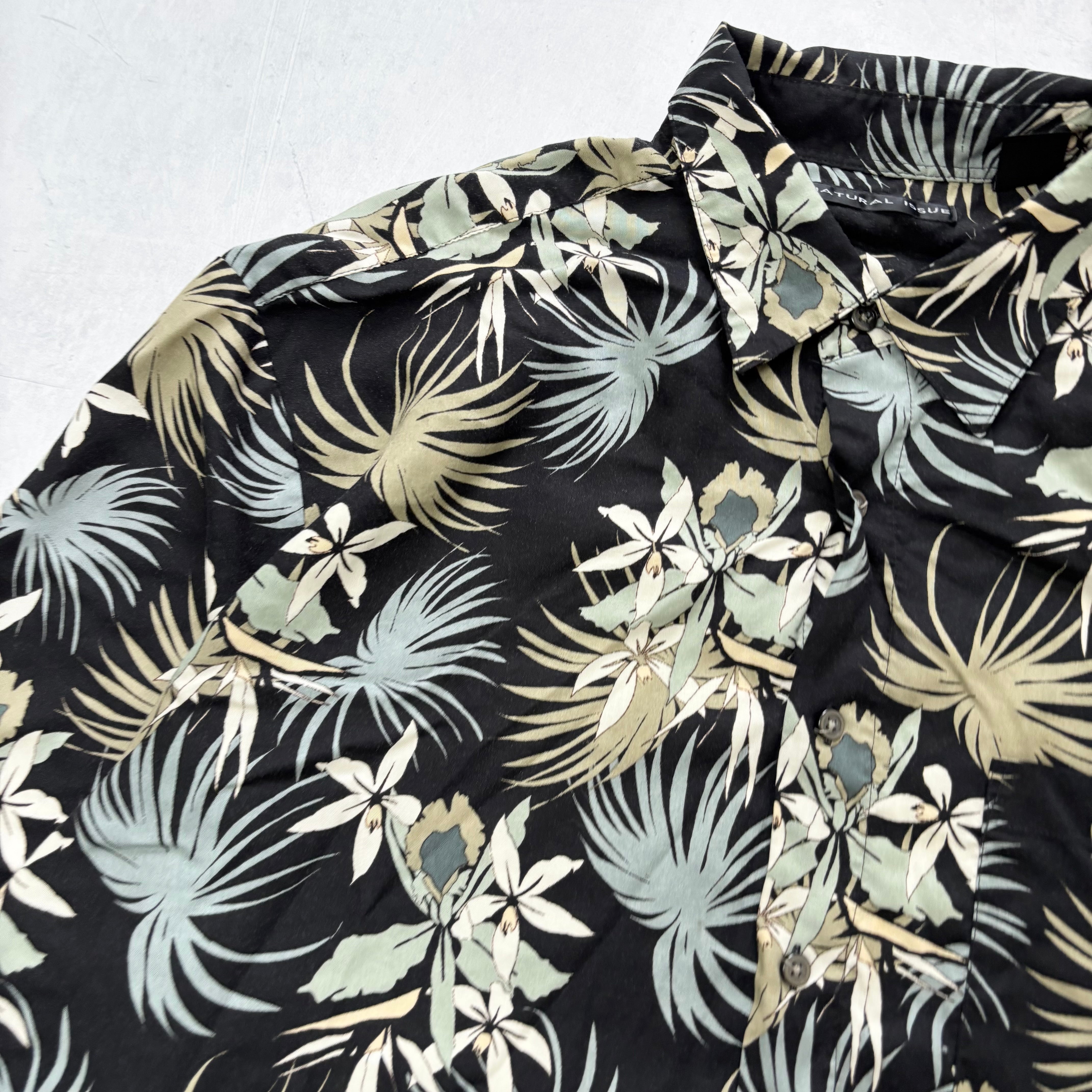 Hawaiian Shirt Mens XXL Black Floral Aloha Short Sleeve Viscose (E)