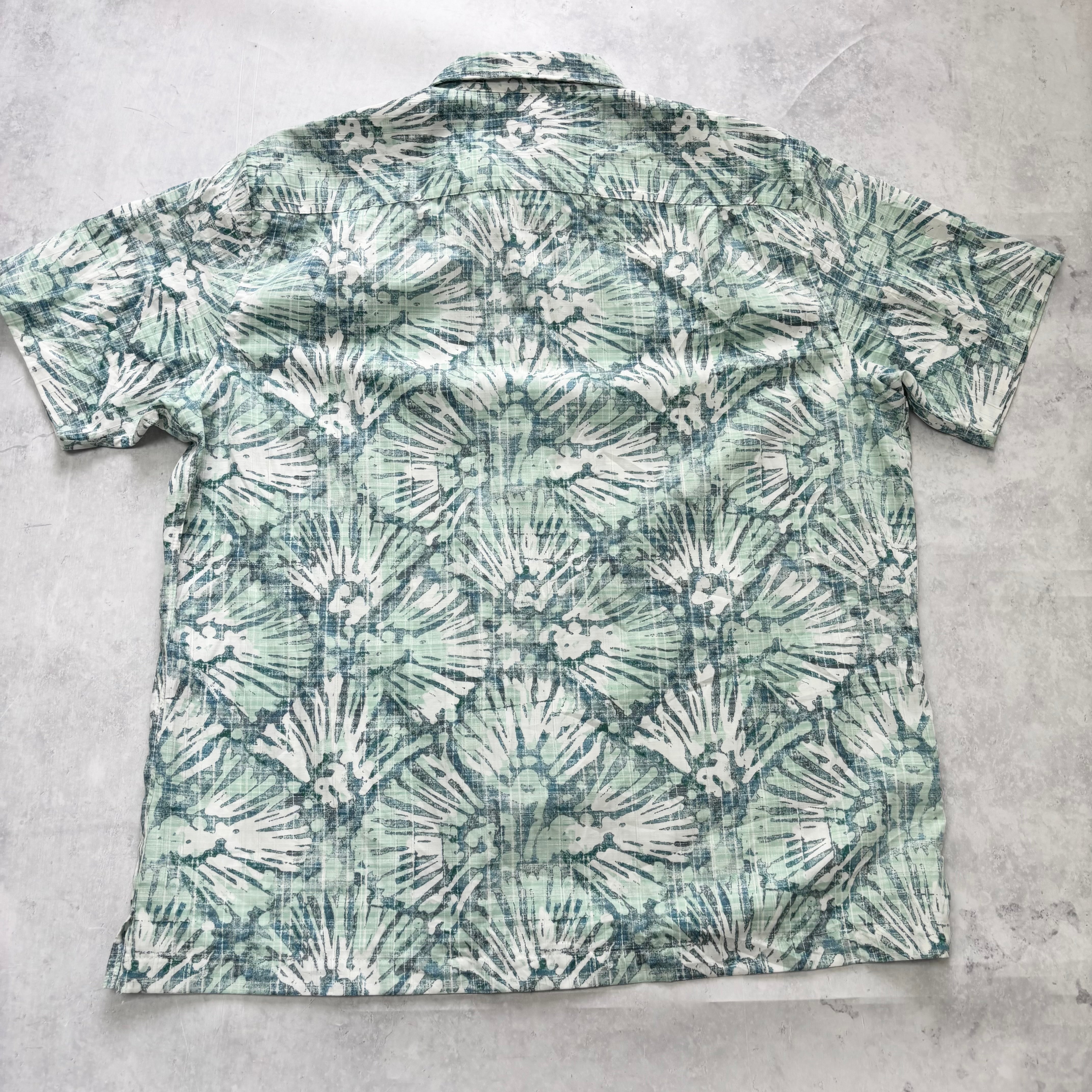 Hawaiian Shirt Mens XL Green Floral Aloha Short Sleeve Polyester (E)