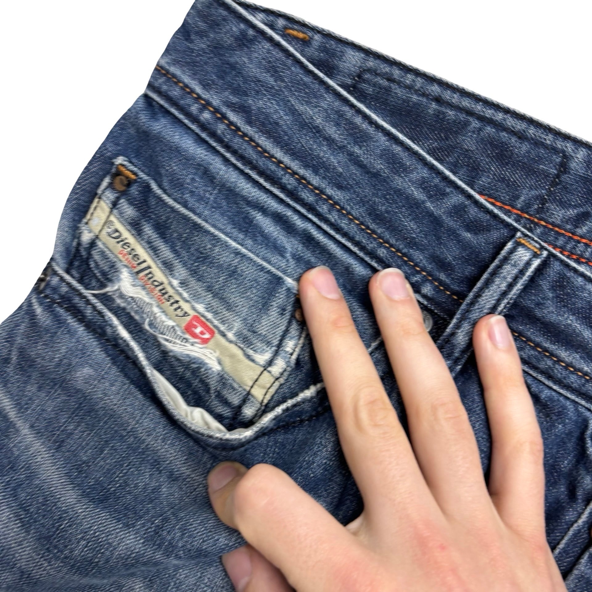 Diesel Braddom Jeans W32 L34 Mens Dark Blue Slim Carrot Fit Denim