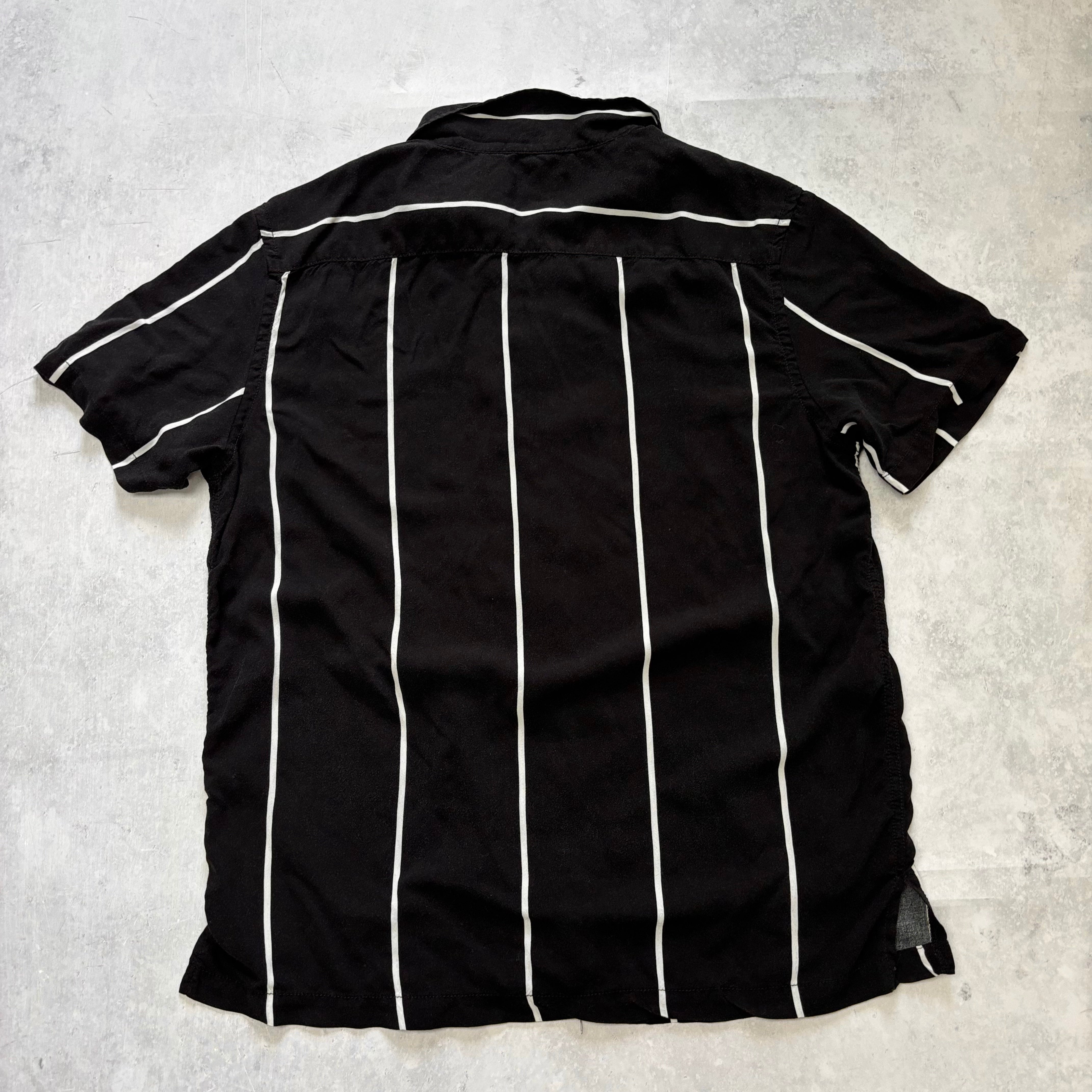 Pop Man Shirt Mens Large Black Striped Short Sleeve Viscose