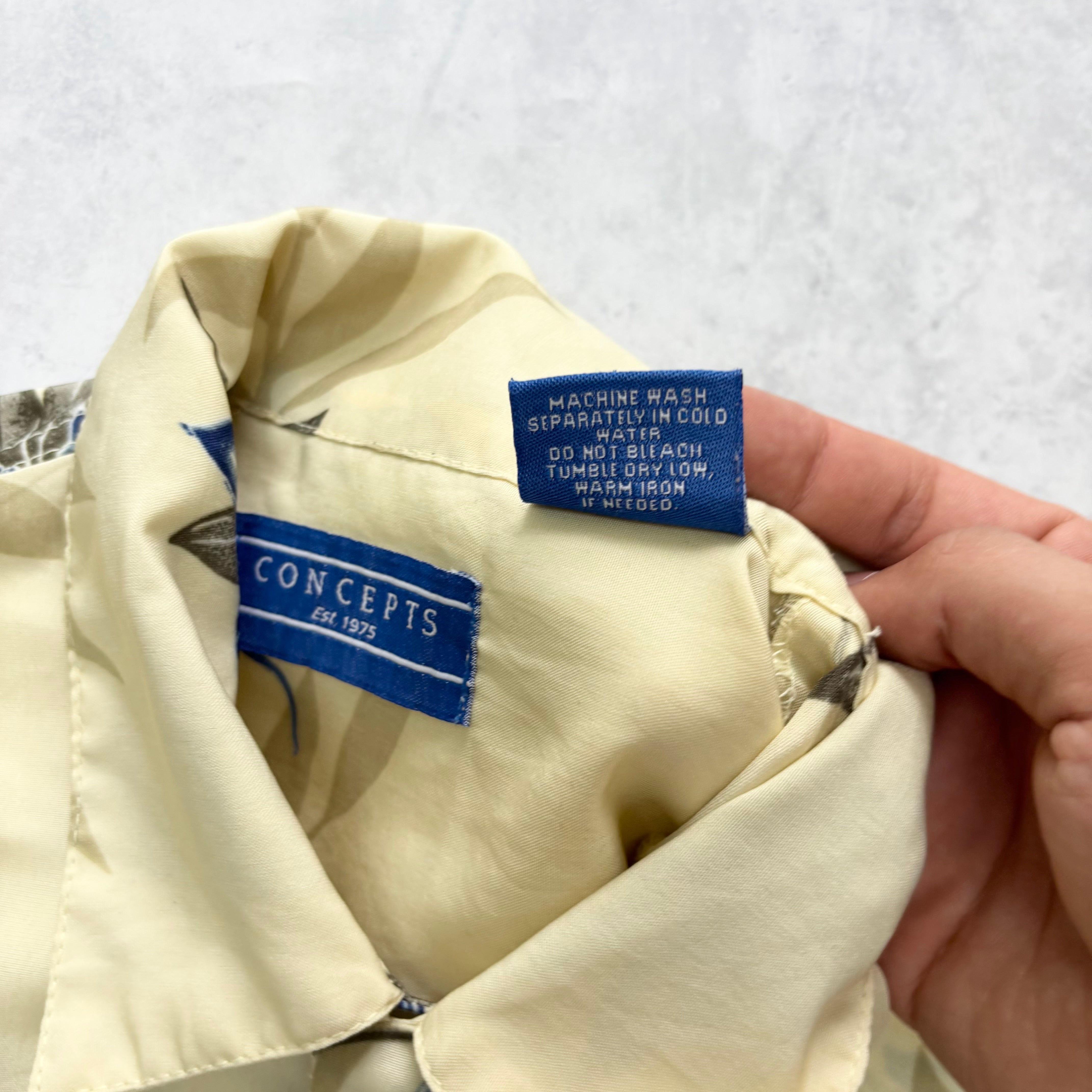 Hawaiian Shirt Mens Large Yellow Floral Aloha Short Sleeve Polyester