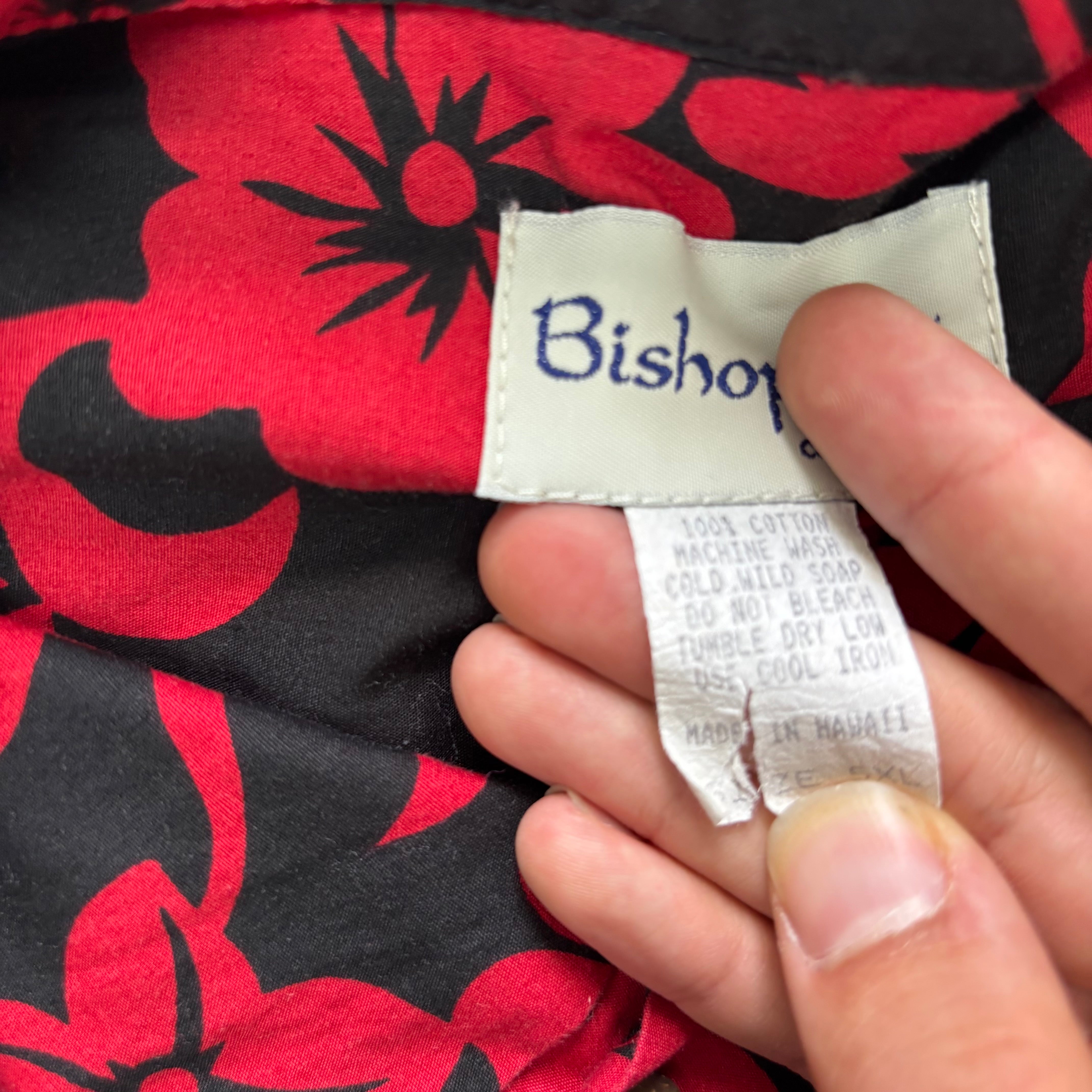 Vintage Hawaiian Shirt Mens 5XL Red Black Floral Aloha Short Sleeve Cotton (E)