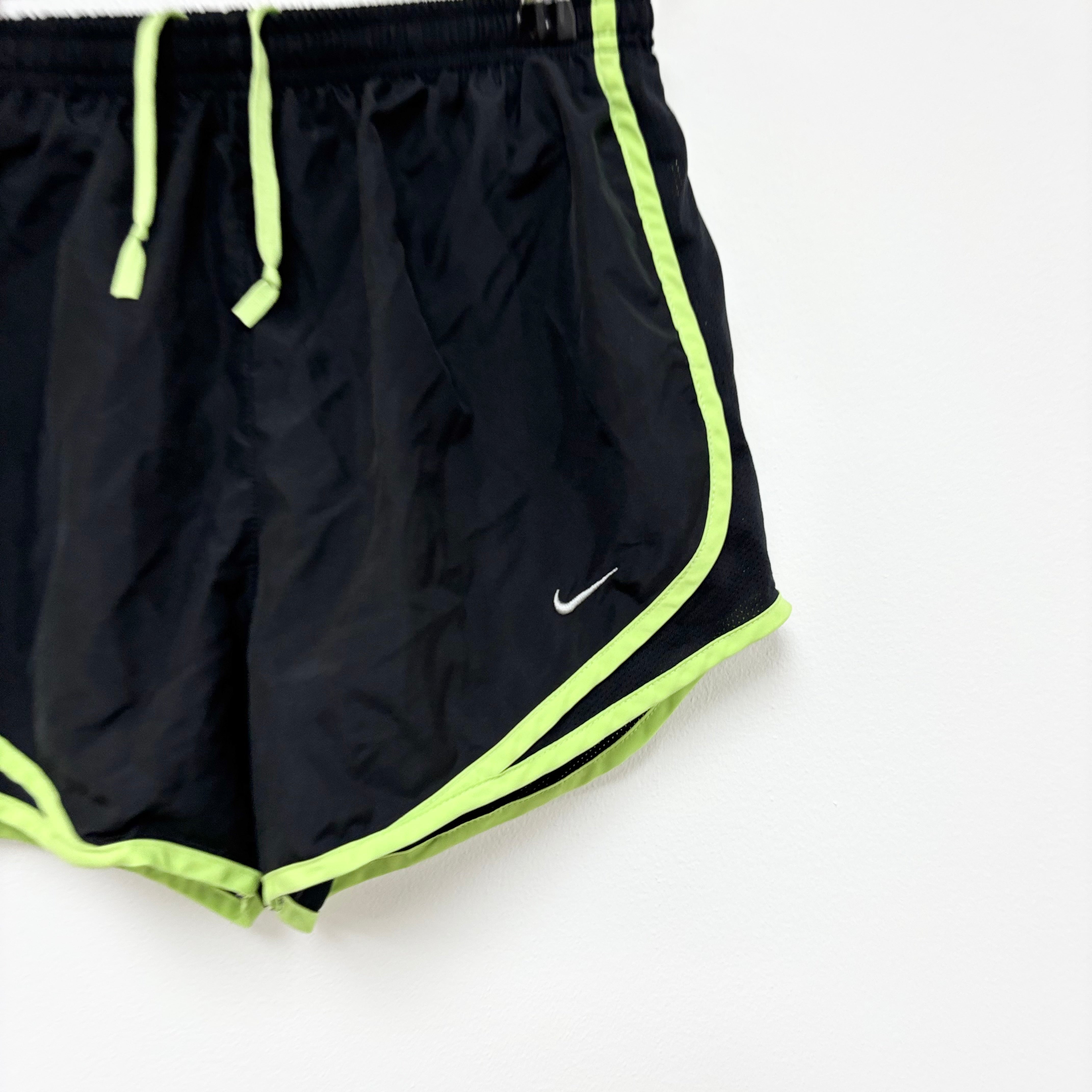 Nike Shorts Womens Small Black Dri Fit Running Sports Gym Athletic (E)