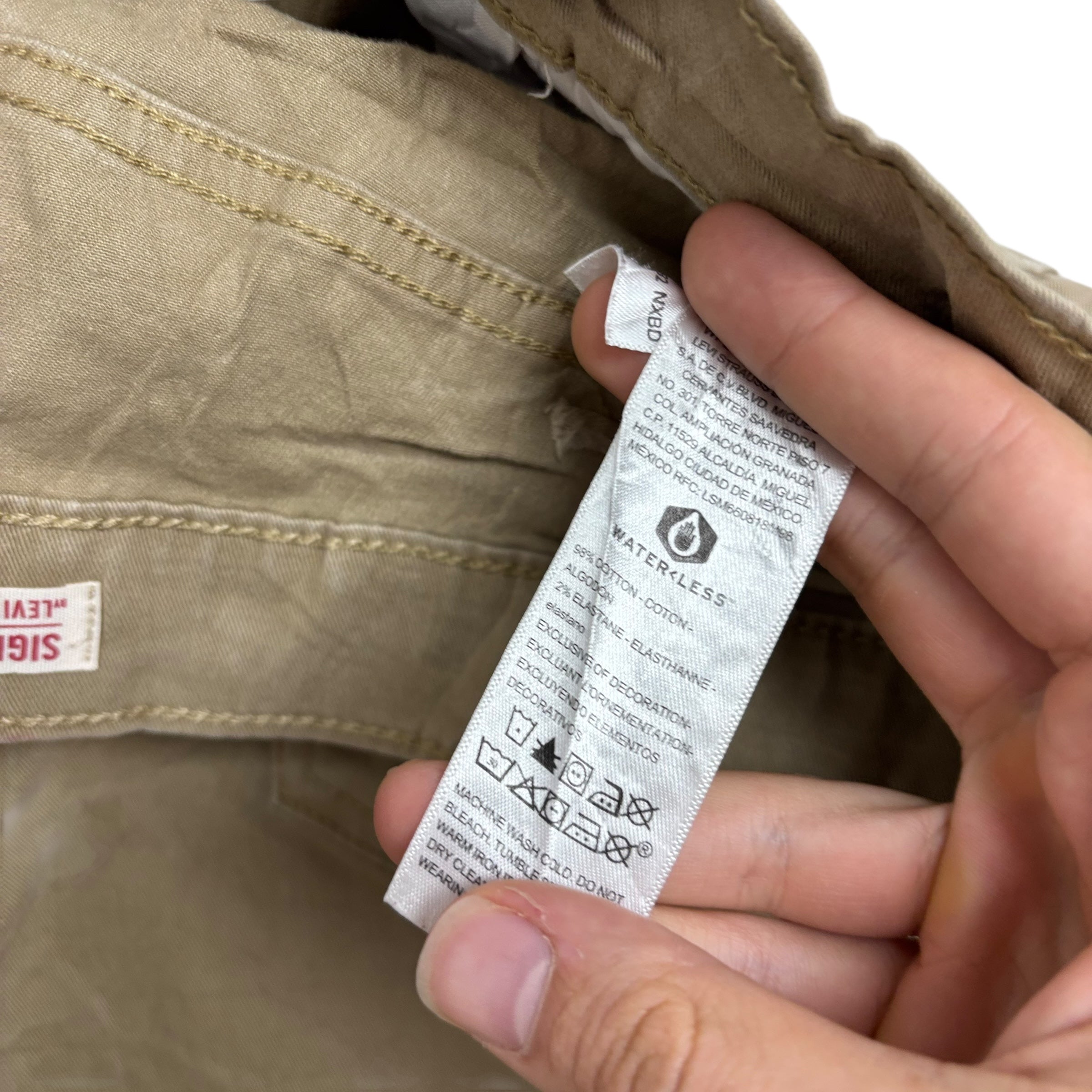 Levis Signature Trousers W38 L31 Mens Beige Athletic Straight Fit Stretch (E)