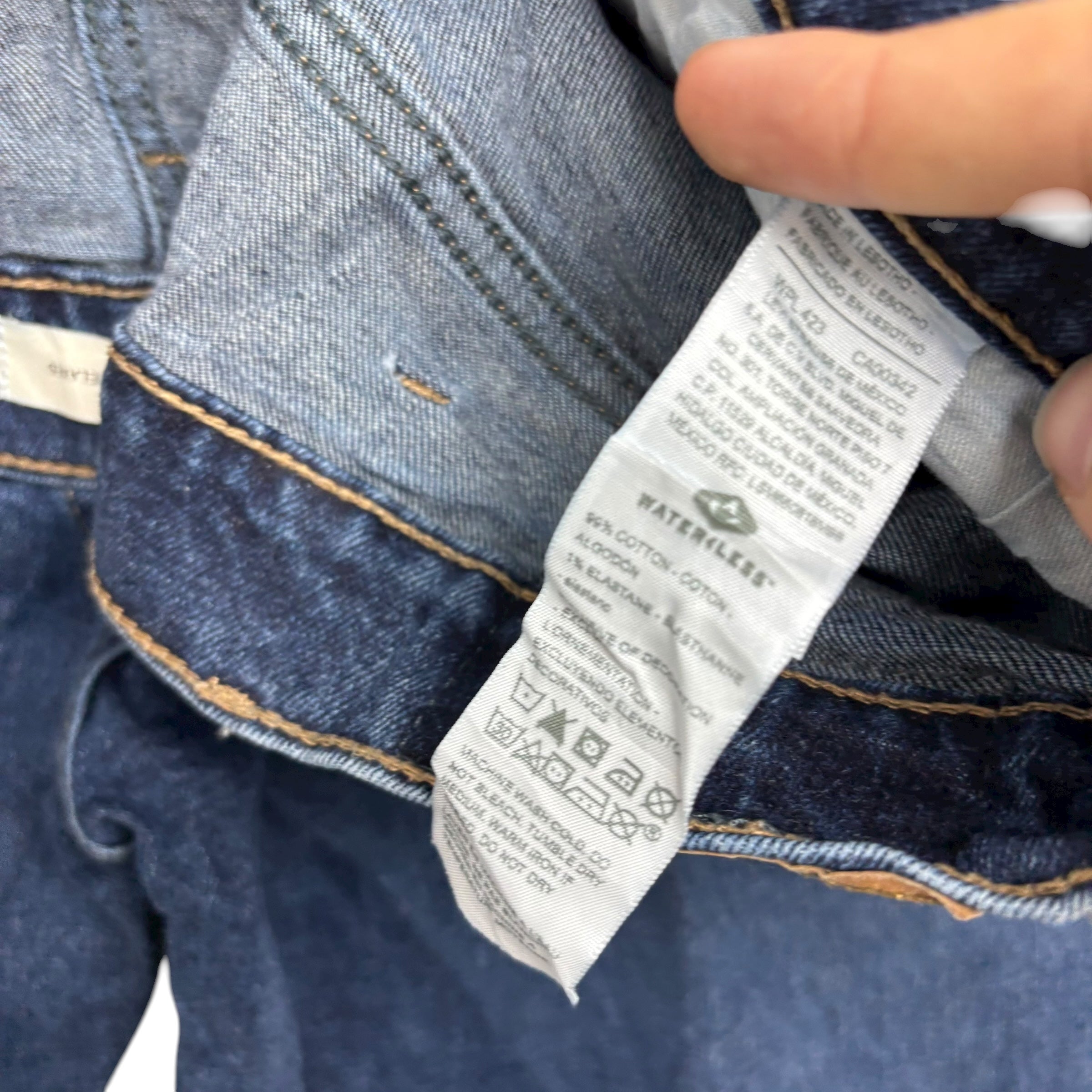 Levis Signature Jeans W40 L30 Mens Dark Blue Baggy Relaxed Fit Stretch (F)