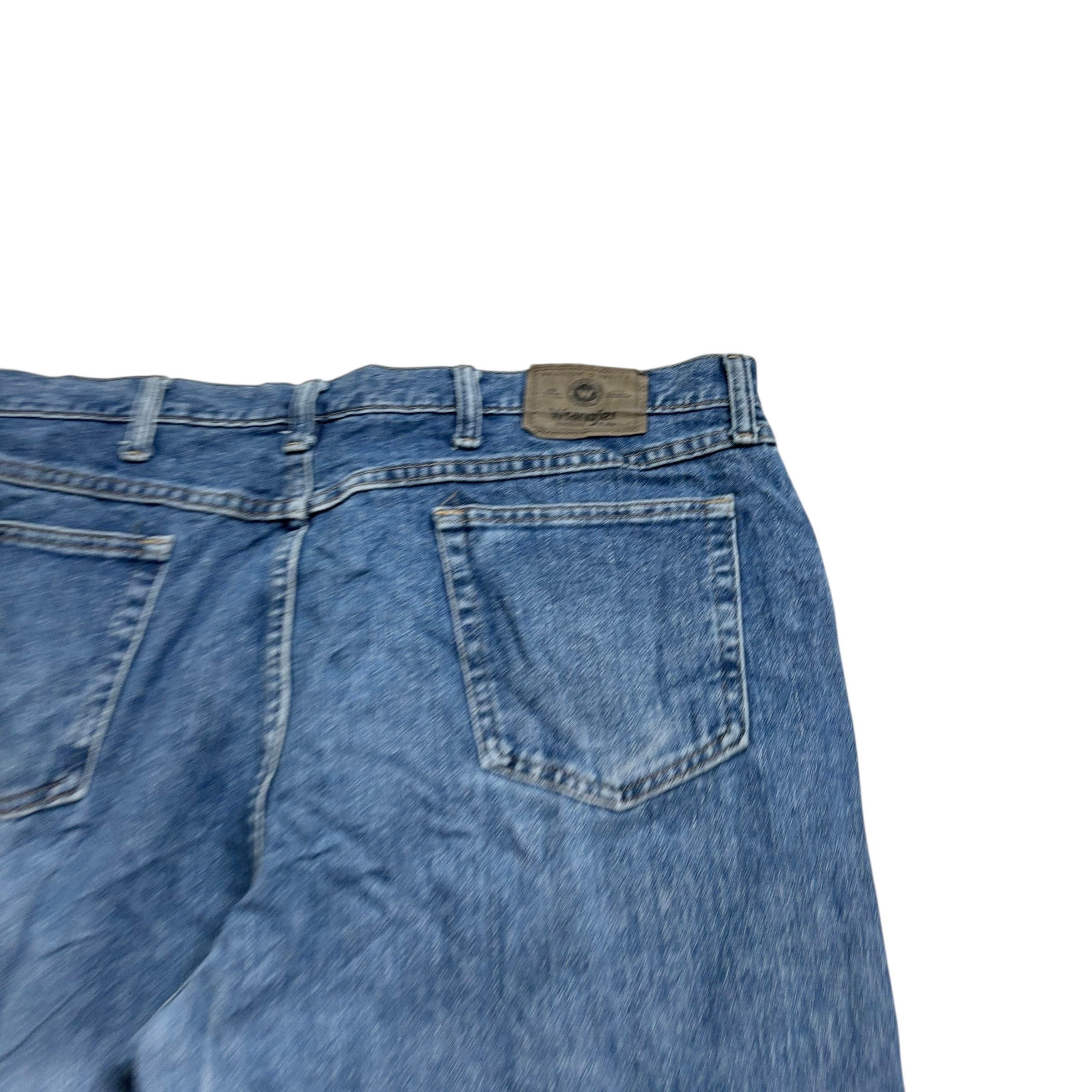 Wrangler Jeans W40 L30 Mens Mid Blue Relaxed Straight Fit Vintage Denim (E)