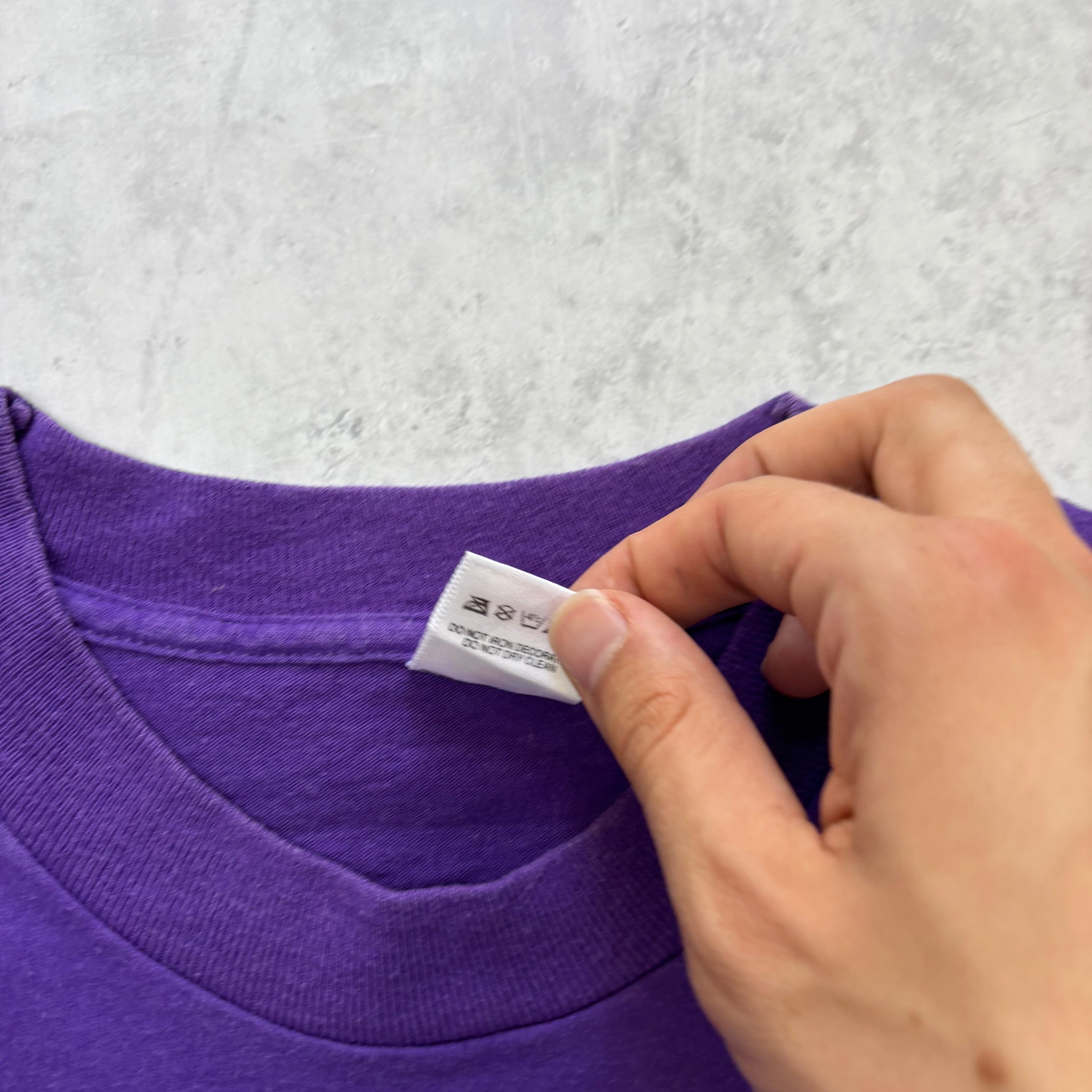 Vintage T Shirt Mens XS Purple Single Stitch Graphic Print 90s Band Music (E)