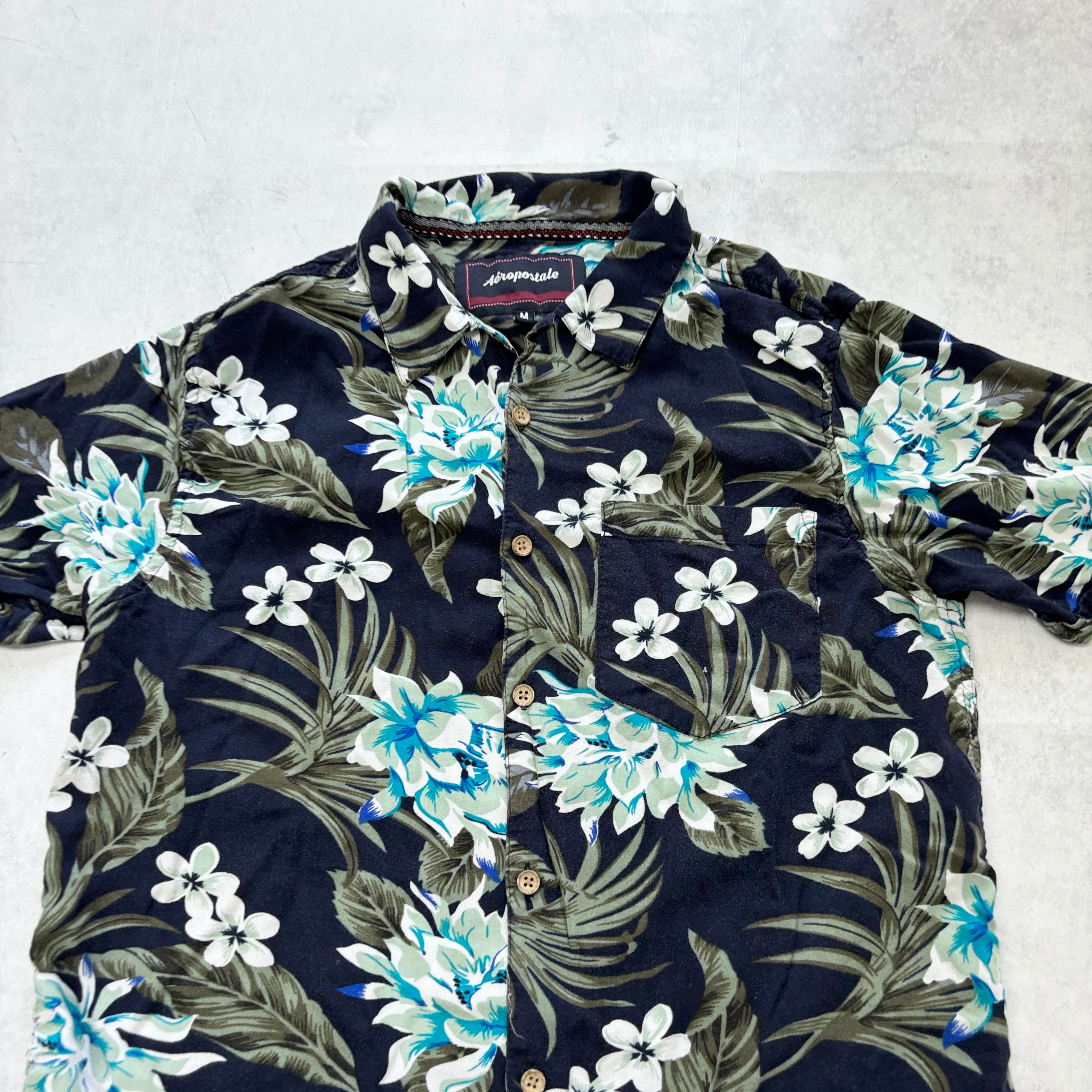 Hawaiian Shirt Mens Medium Navy Floral Aloha Short Sleeve Slim Fit (E)