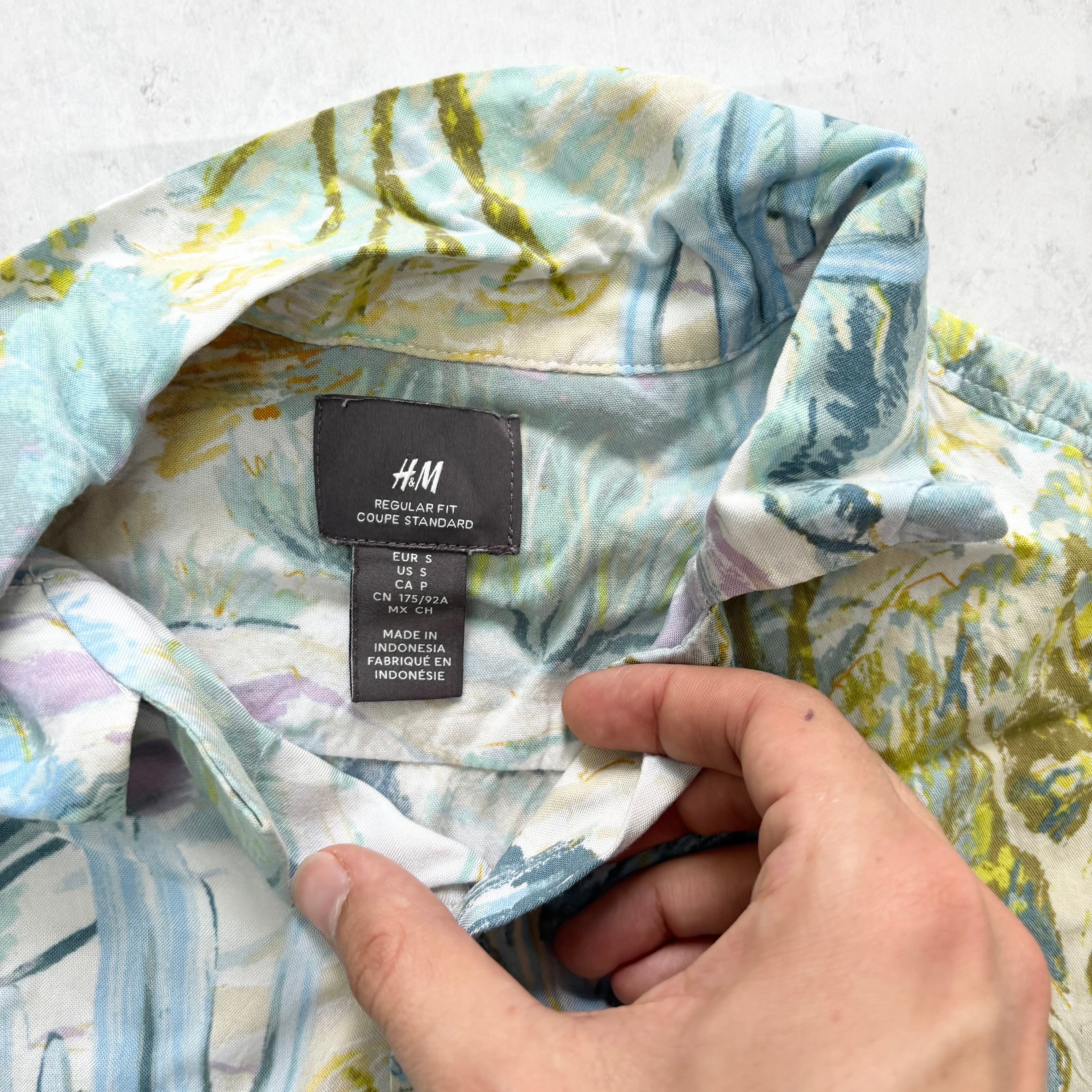 H&M Shirt Mens Small Multicoloured Art Abstract Painting Viscose (E)