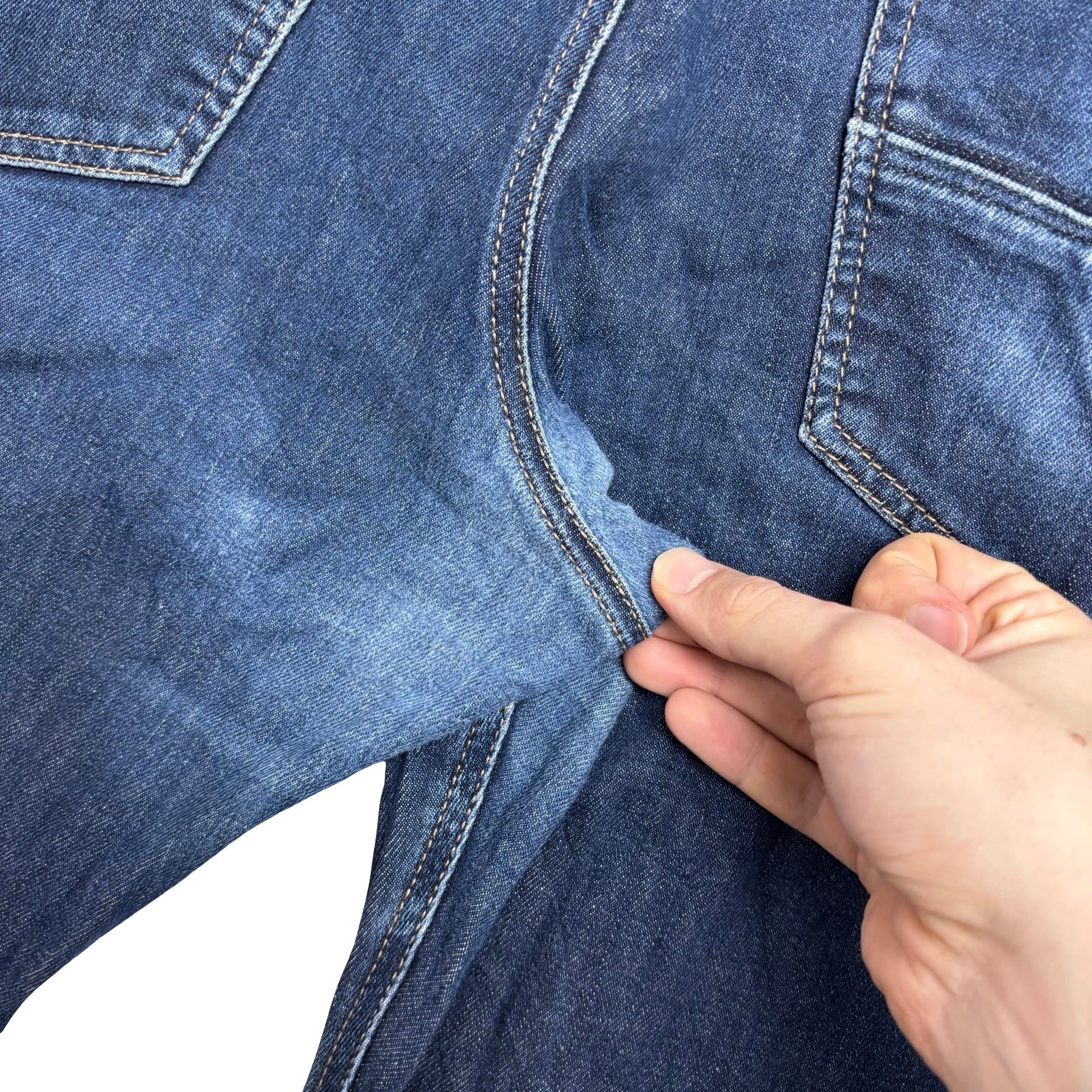 Diesel Larkee Beex Jeans W40 L34 Mens Dark Blue Regular Tapered Fit Stretch