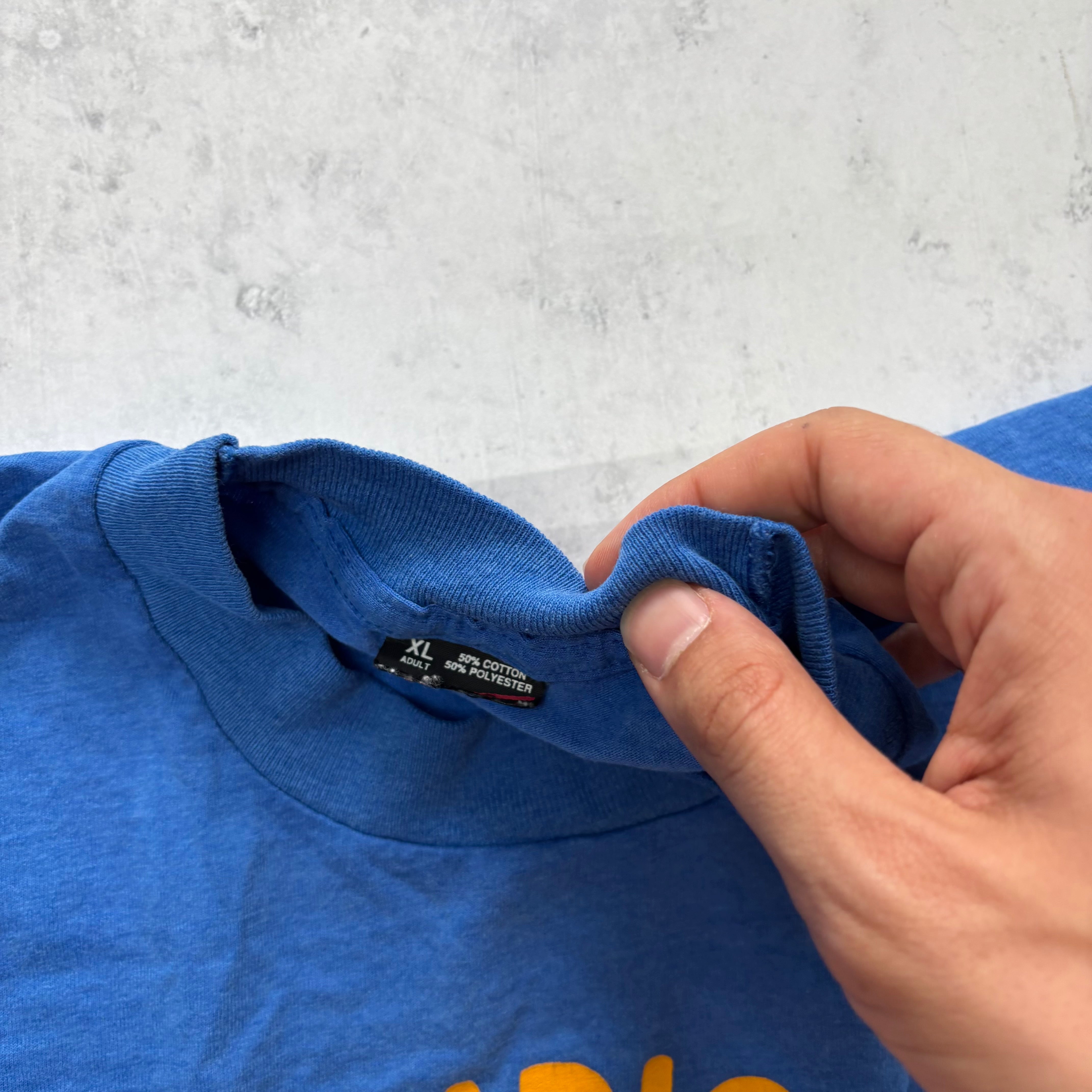 Vintage T Shirt Mens XL Blue Single Stitch Graphic Print 90s College (E)