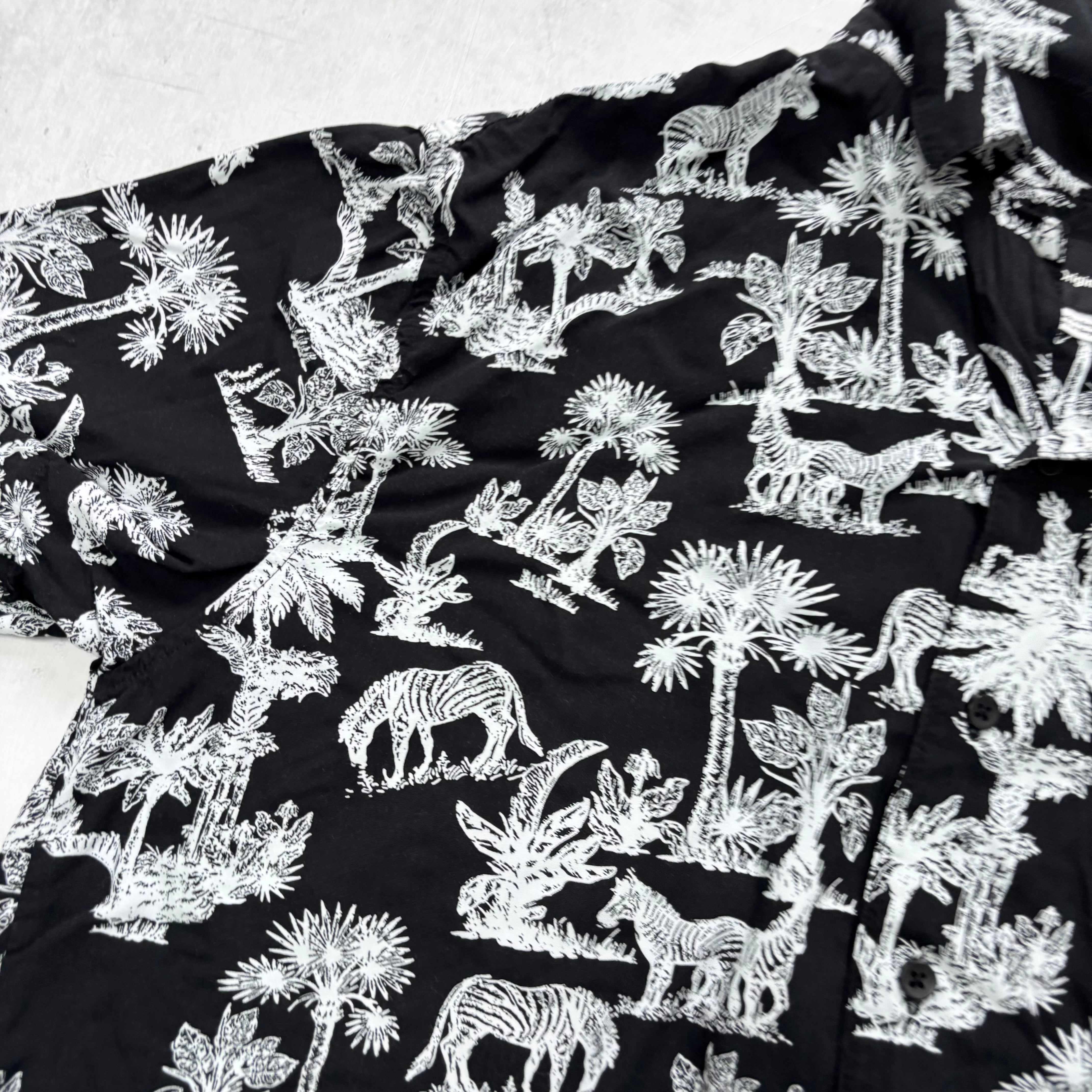 Hawaiian Shirt Mens Large Black Floral Aloha Short Sleeve (E)