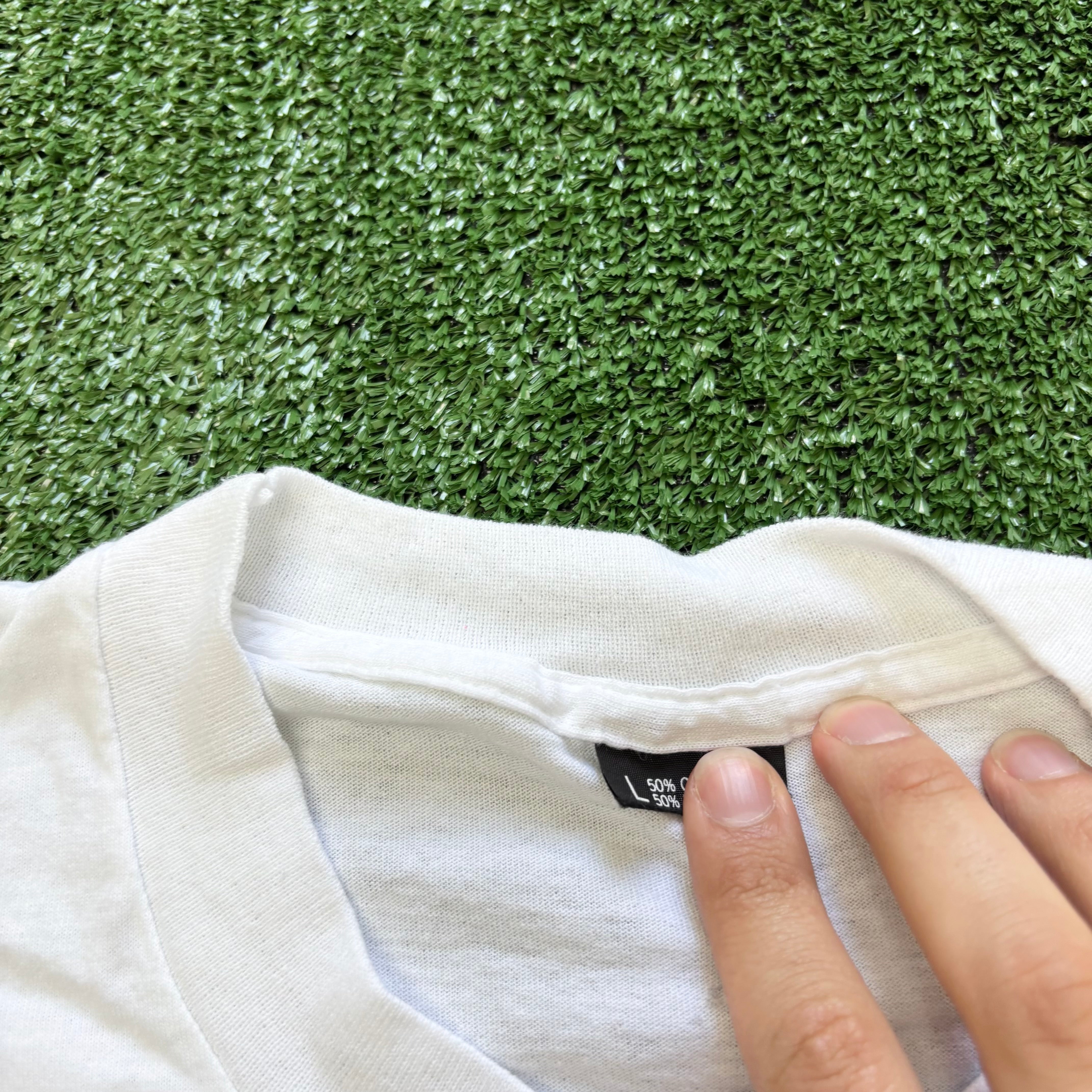 Vintage T Shirt Mens Medium White Single Stitch Graphic Print 90s Tourist (E)