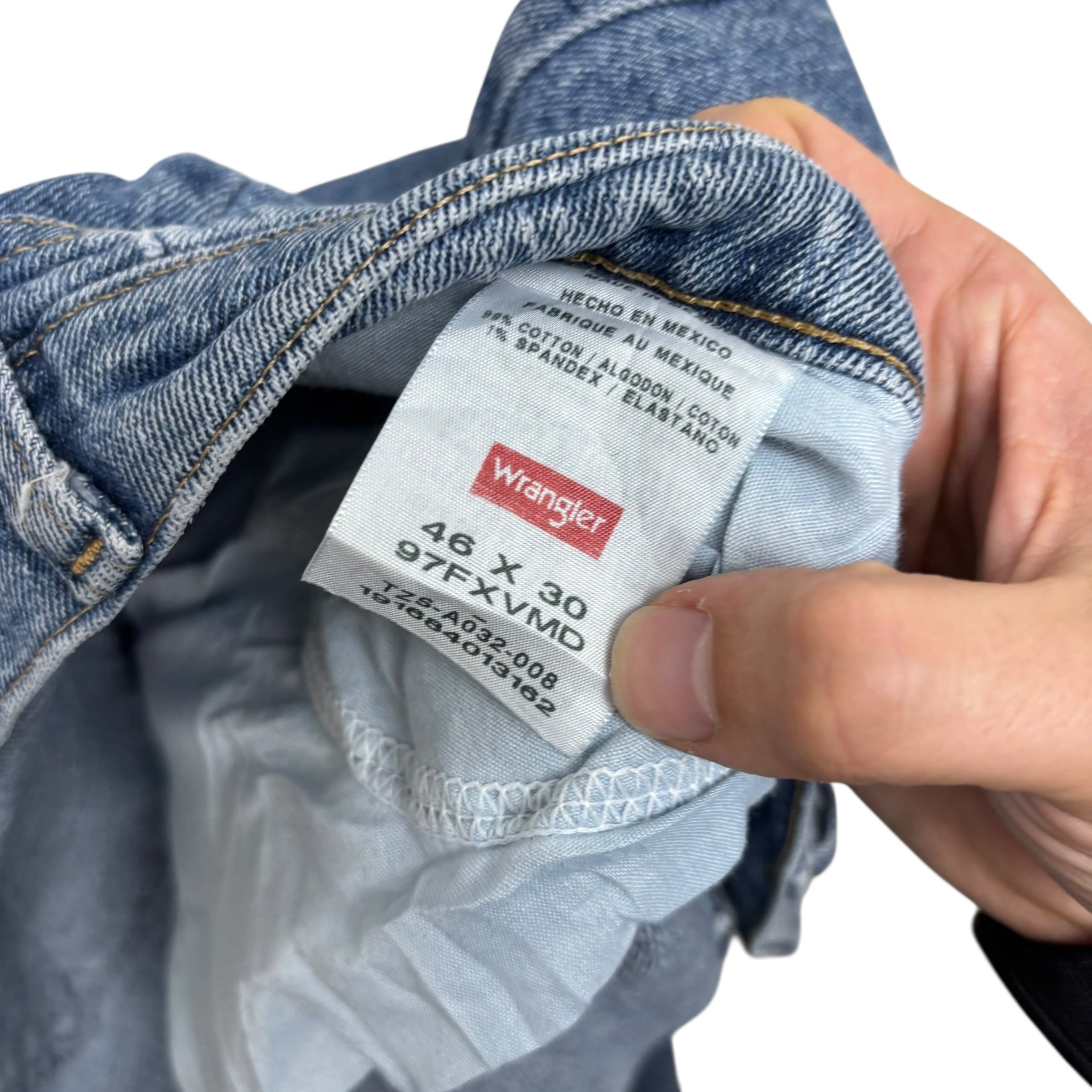 Wrangler Jeans W46 L30 Mens Light Blue Relaxed Straight Fit Stretch Denim (E)