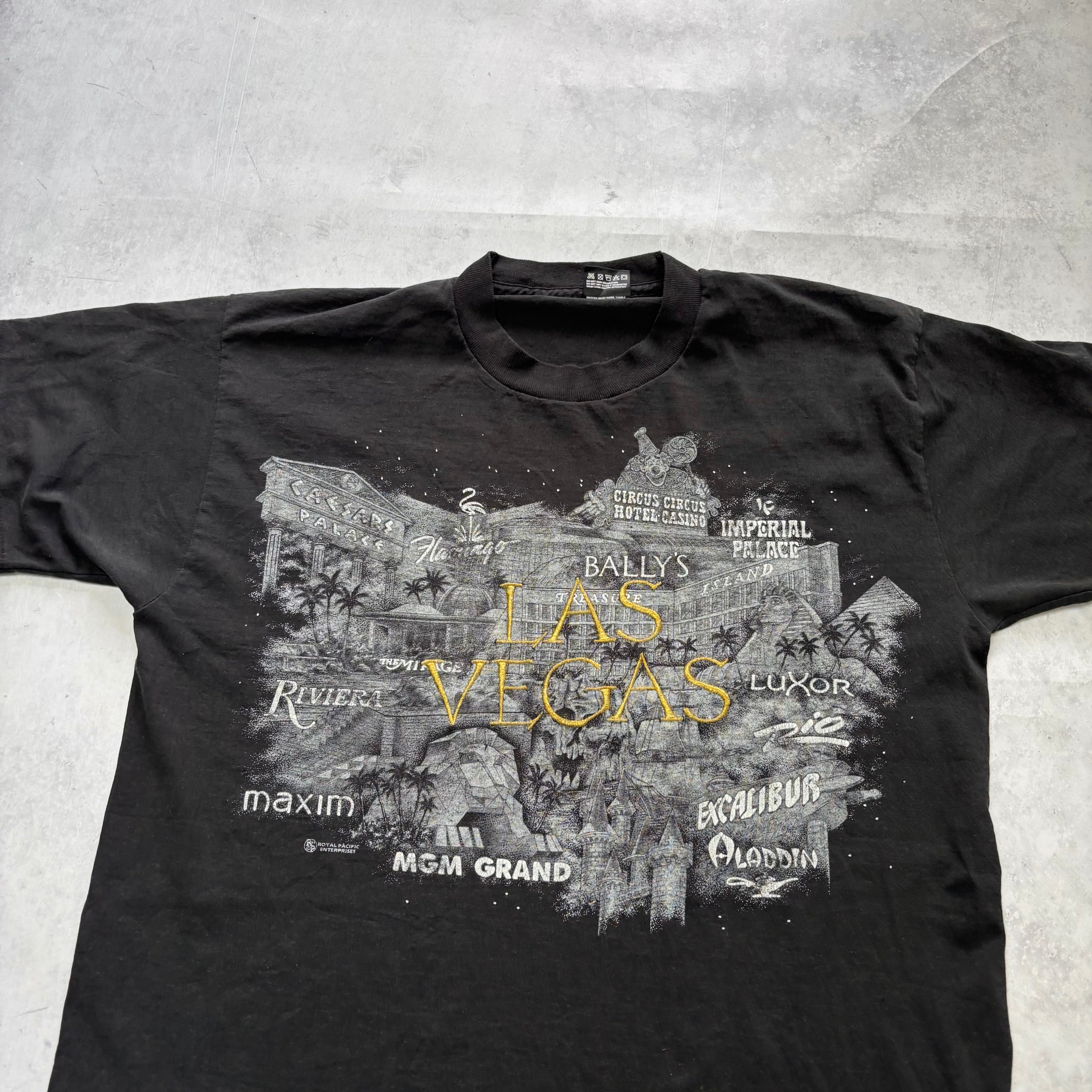 Vintage T Shirt Mens Large Black Single Stitch Graphic Print 90s USA Tourist