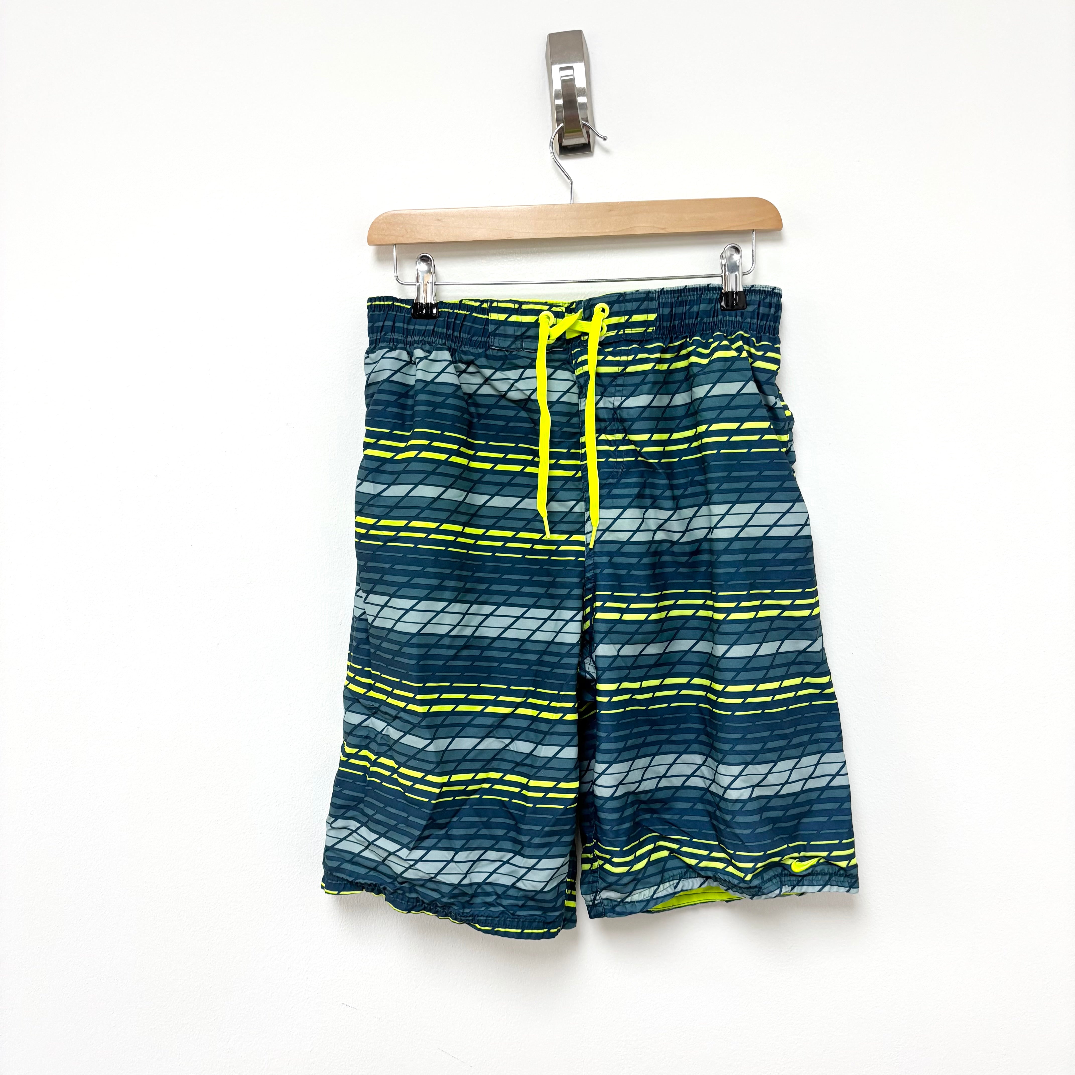 Nike Swim Shorts Mens Medium Green Board Beach Surf Pockets (E)