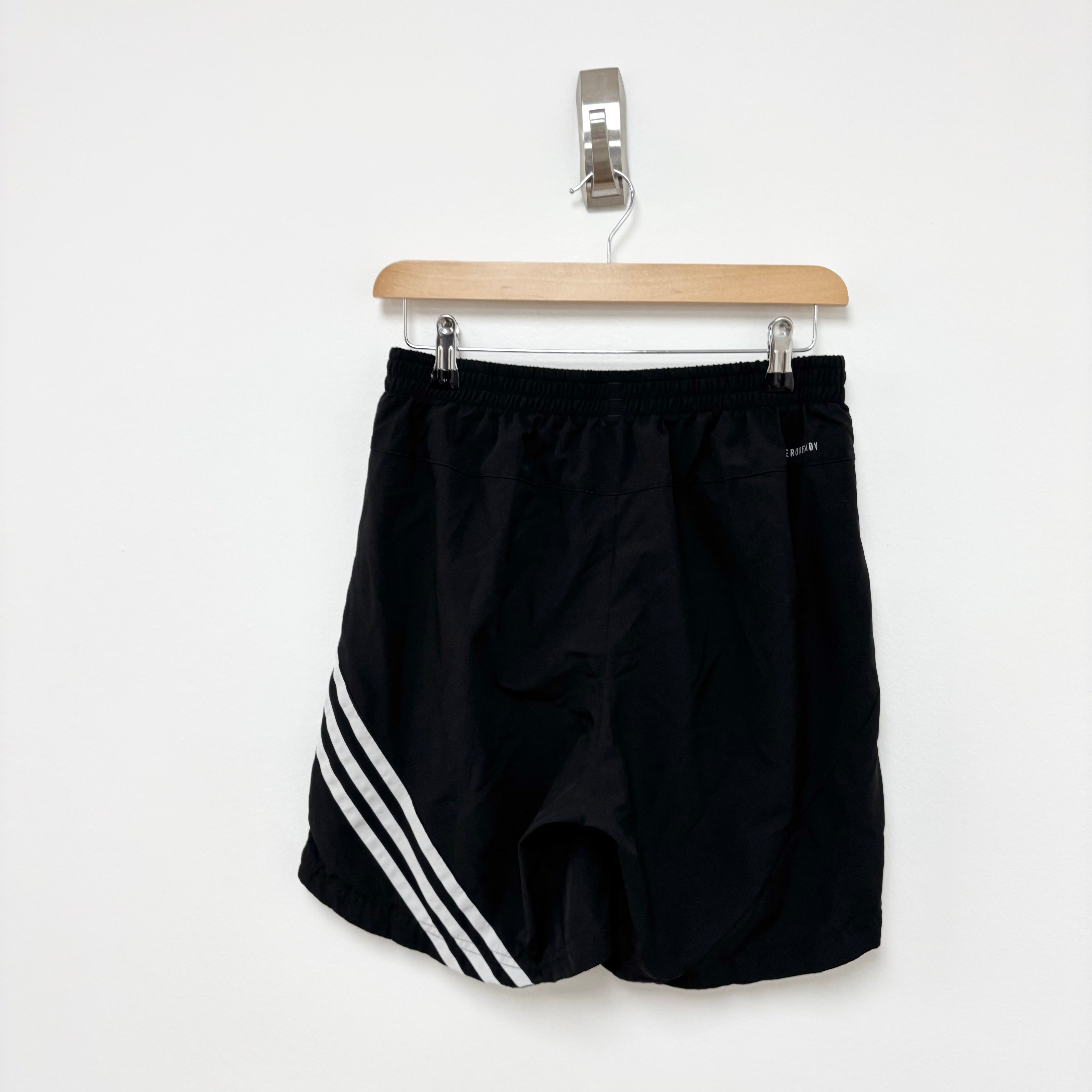Adidas Shorts Mens Medium Black Sports Running Gym Athletic Aeroready (E)