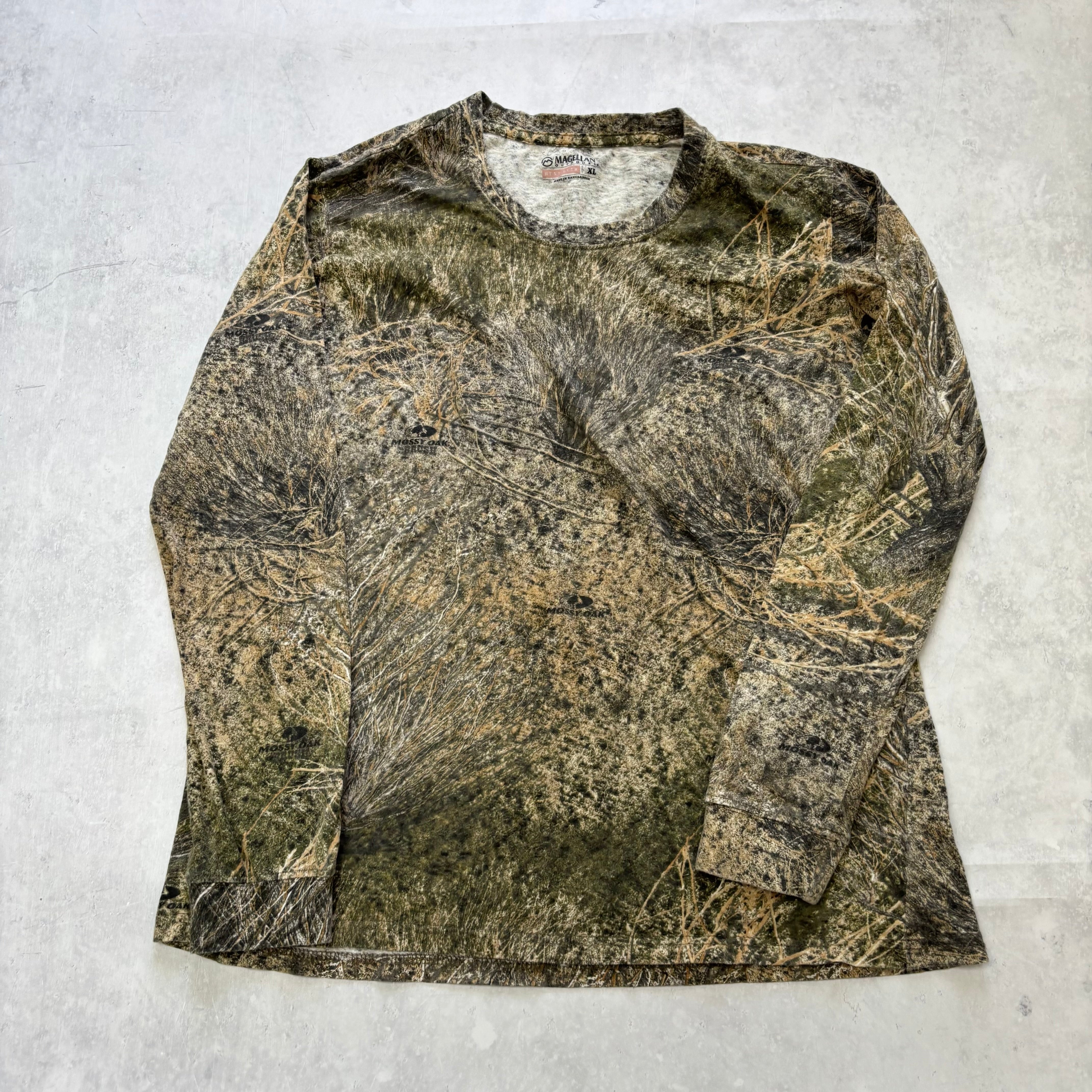 RealTree T Shirt Womens XL Camo Y2K Hunting Longsleeve (E)