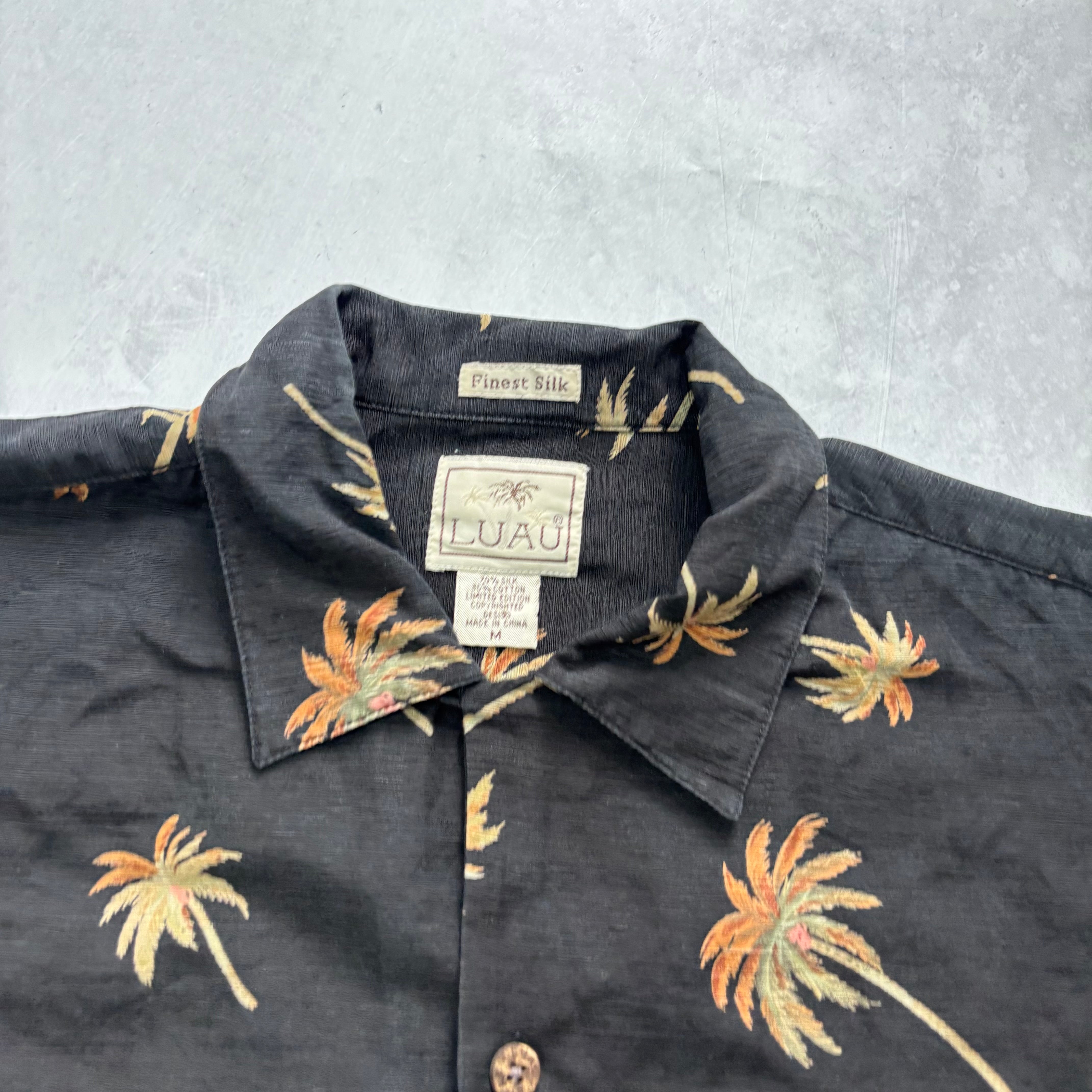 Vintage Hawaiian Shirt Mens Medium Black Silk Floral Aloha Short Sleeve (E)