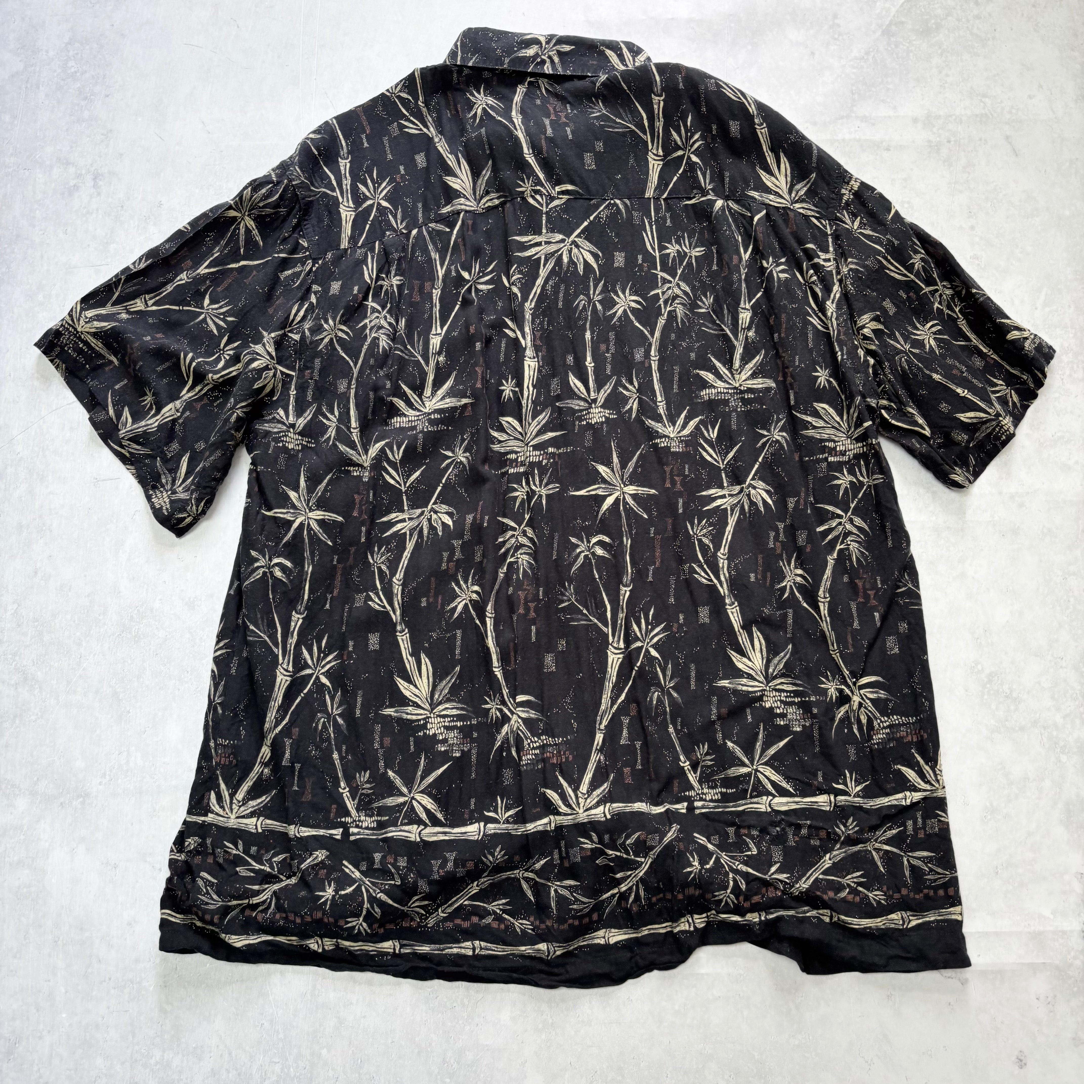 Vintage Hawaiian Shirt Mens XL Black Floral Aloha Short Sleeve Rayon (E)