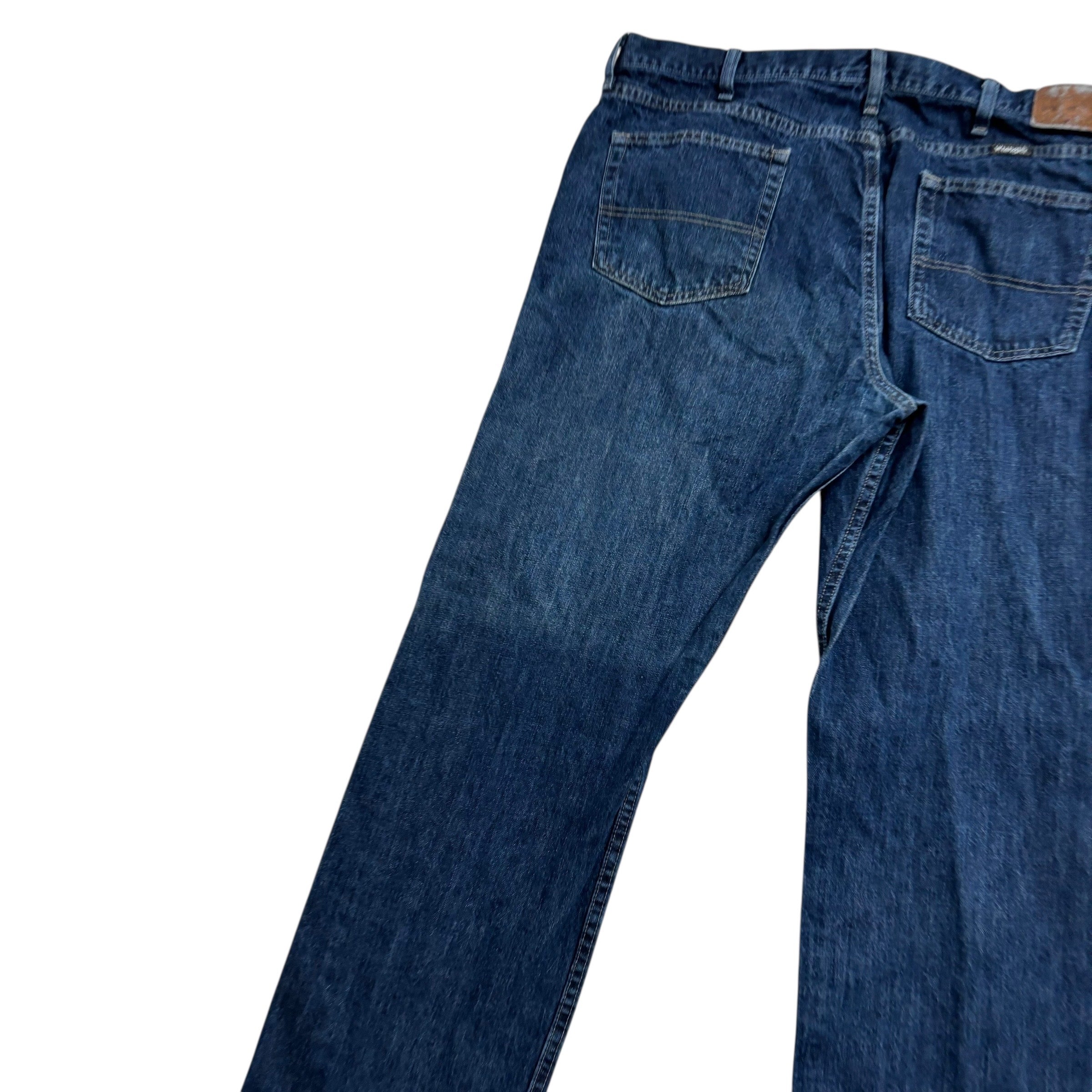 Wrangler Jeans W40 L30 Mens Dark Blue Relaxed Straight Fit Denim