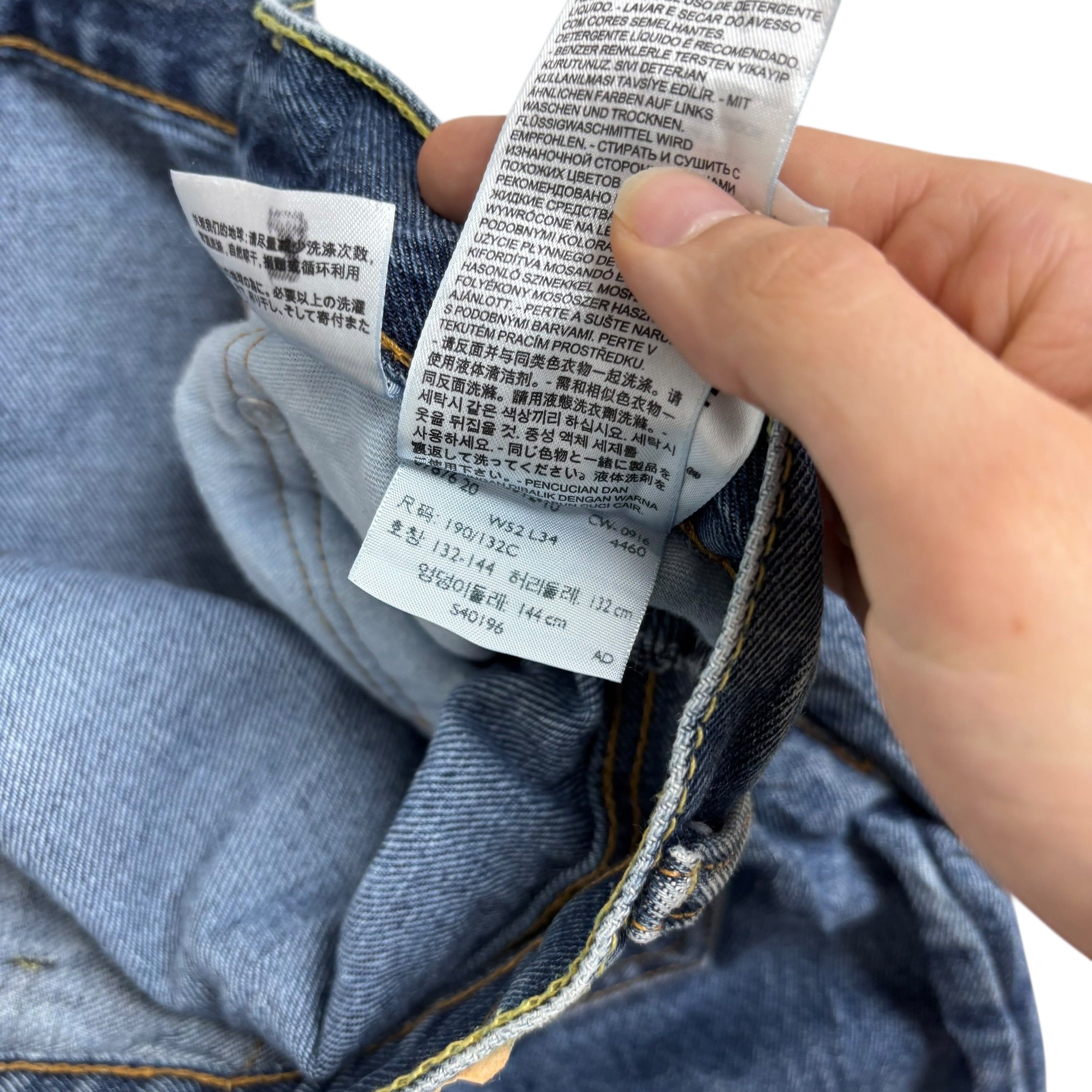 Levis 560 Jeans W52 L34 Mens Mid Blue Baggy Relaxed Comfort Fit Denim