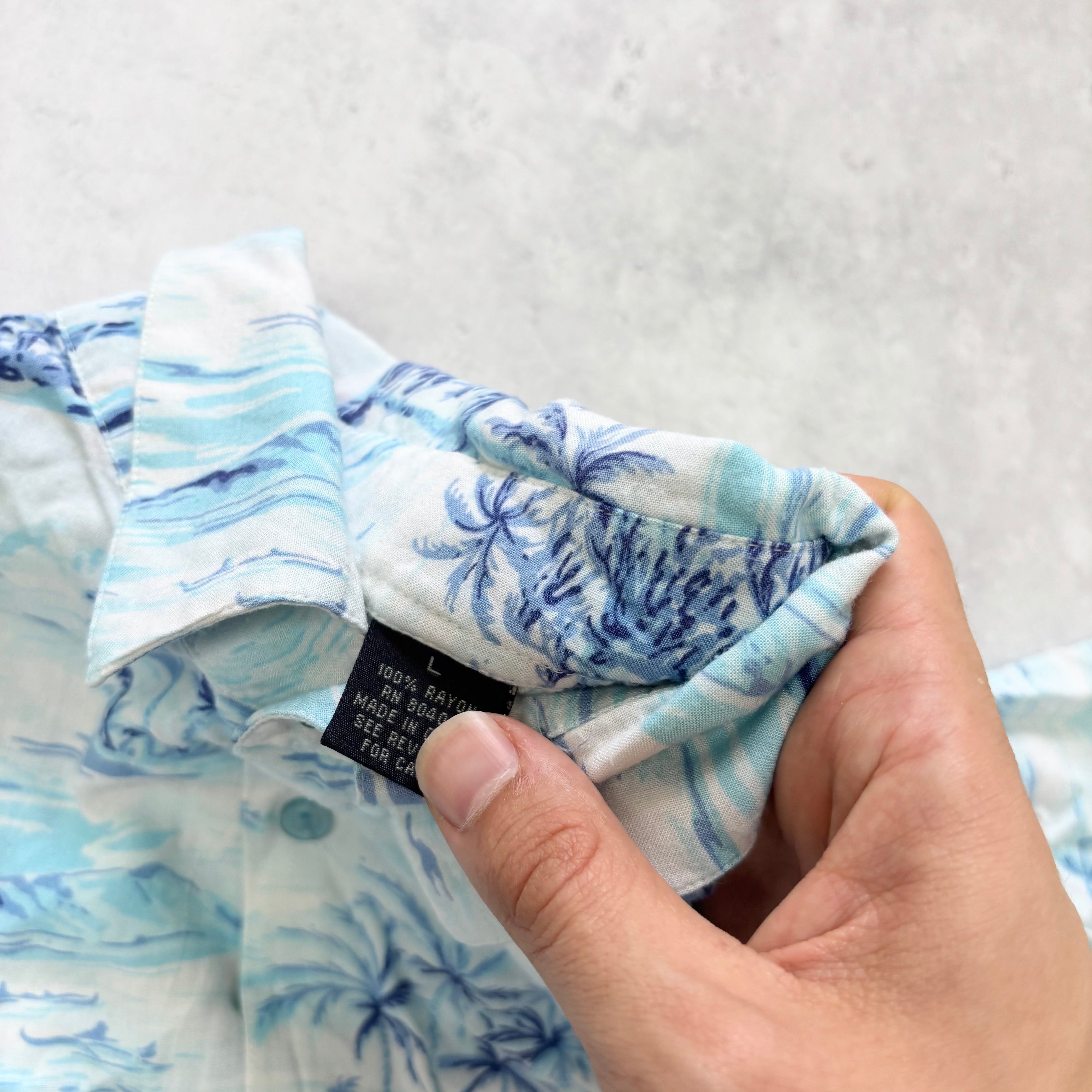 Vintage Hawaiian Shirt Mens Small Blue Floral Aloha Short Sleeve Rayon (E)