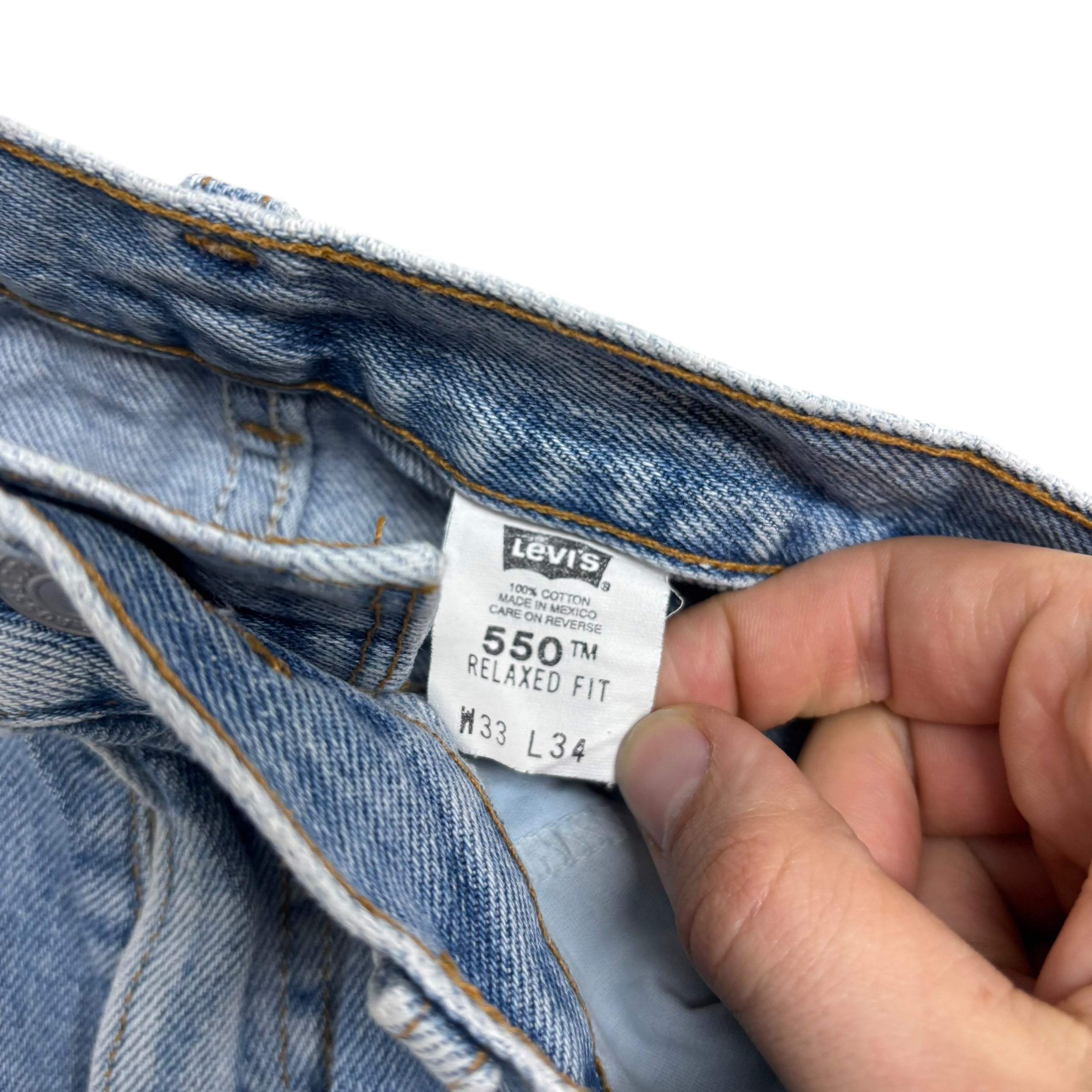 Levis 550 Jeans W33 L34 Mens Light Blue Relaxed Straight Vintage Denim