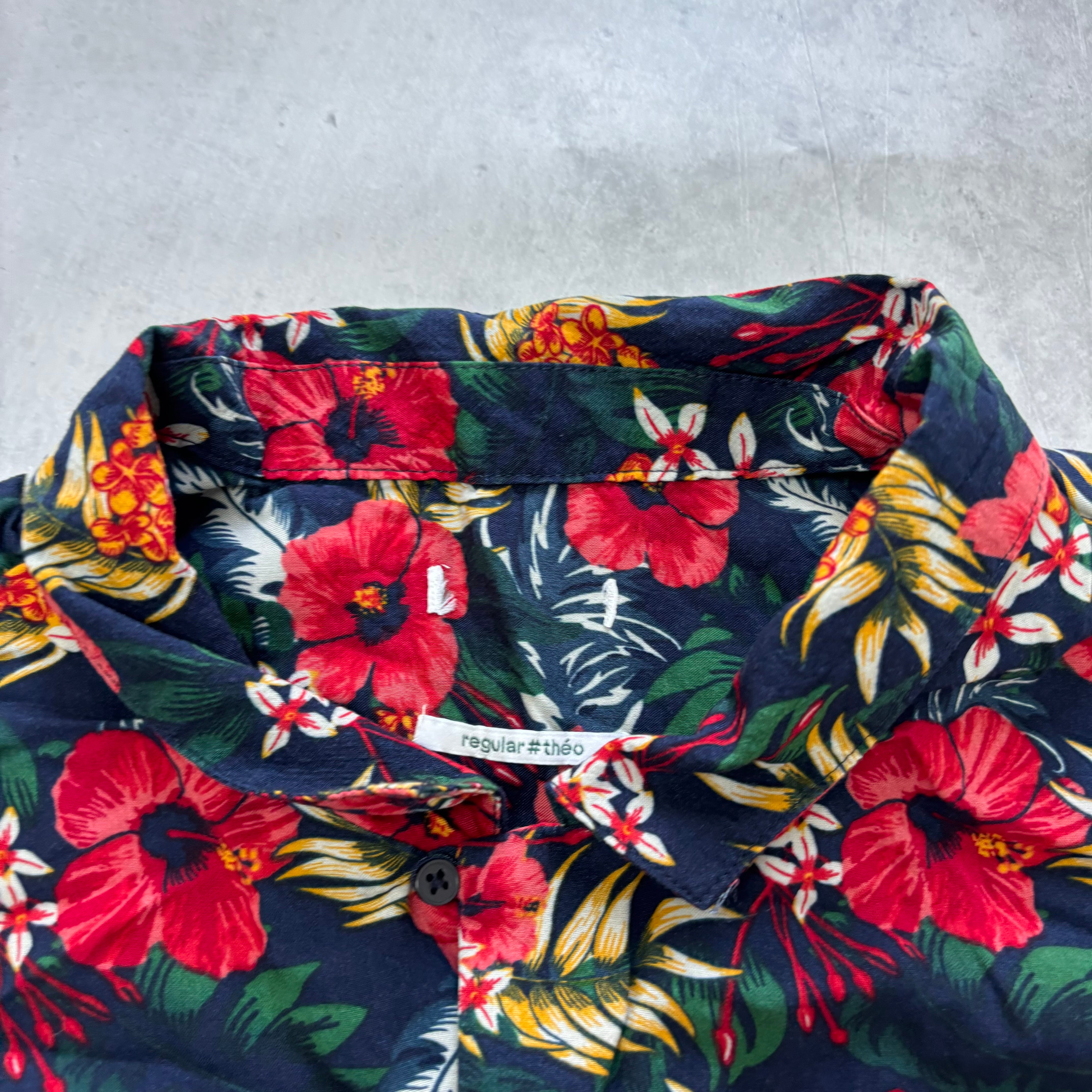 Hawaiian Shirt Mens Large Navy Multi Floral Short Sleeve Viscose Slim Fit (E)