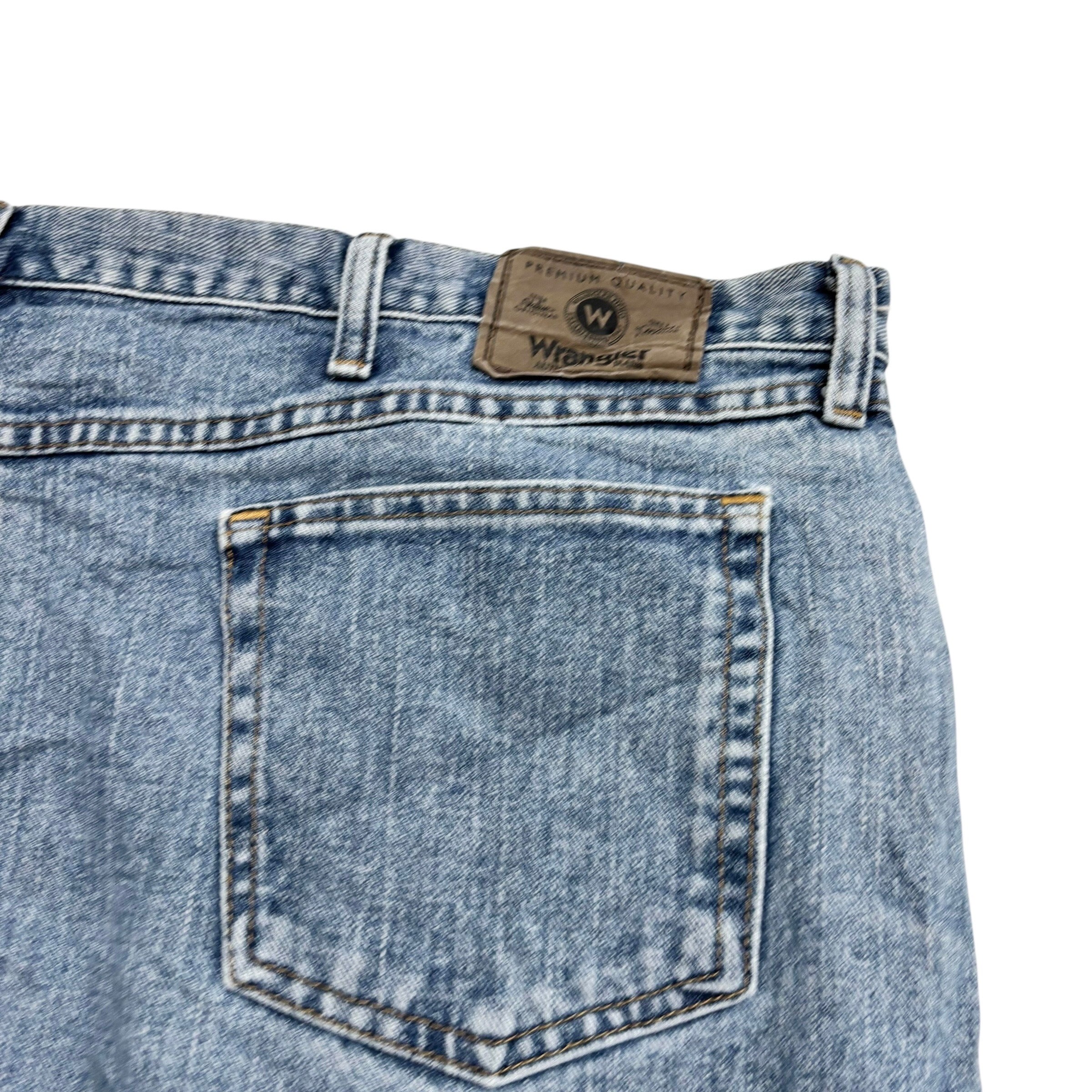 Wrangler Jeans W48 L30 Mens Light Blue Relaxed Straight Fit Denim (E)