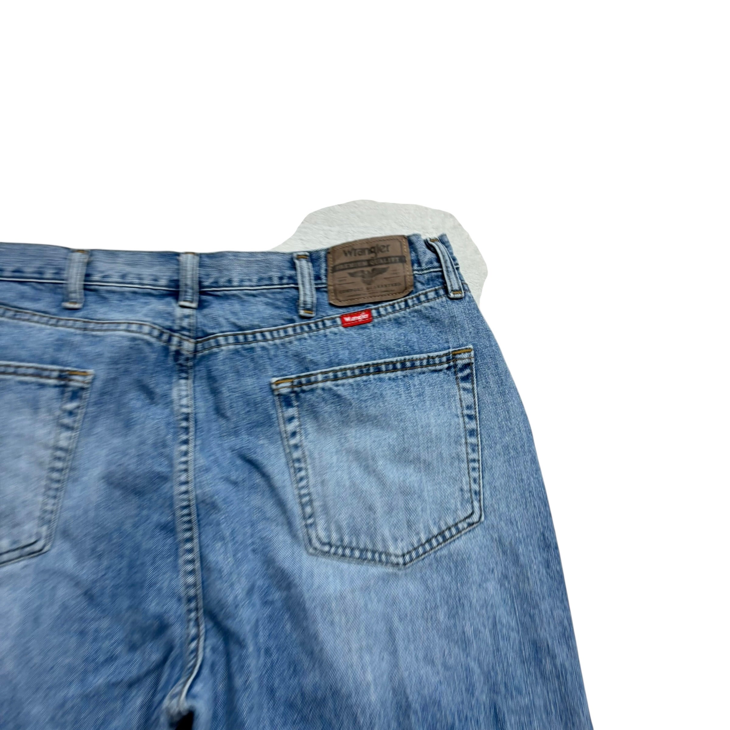 Wrangler Jeans W38 L32 Mens Light Blue Relaxed Straight Fit Denim (E)