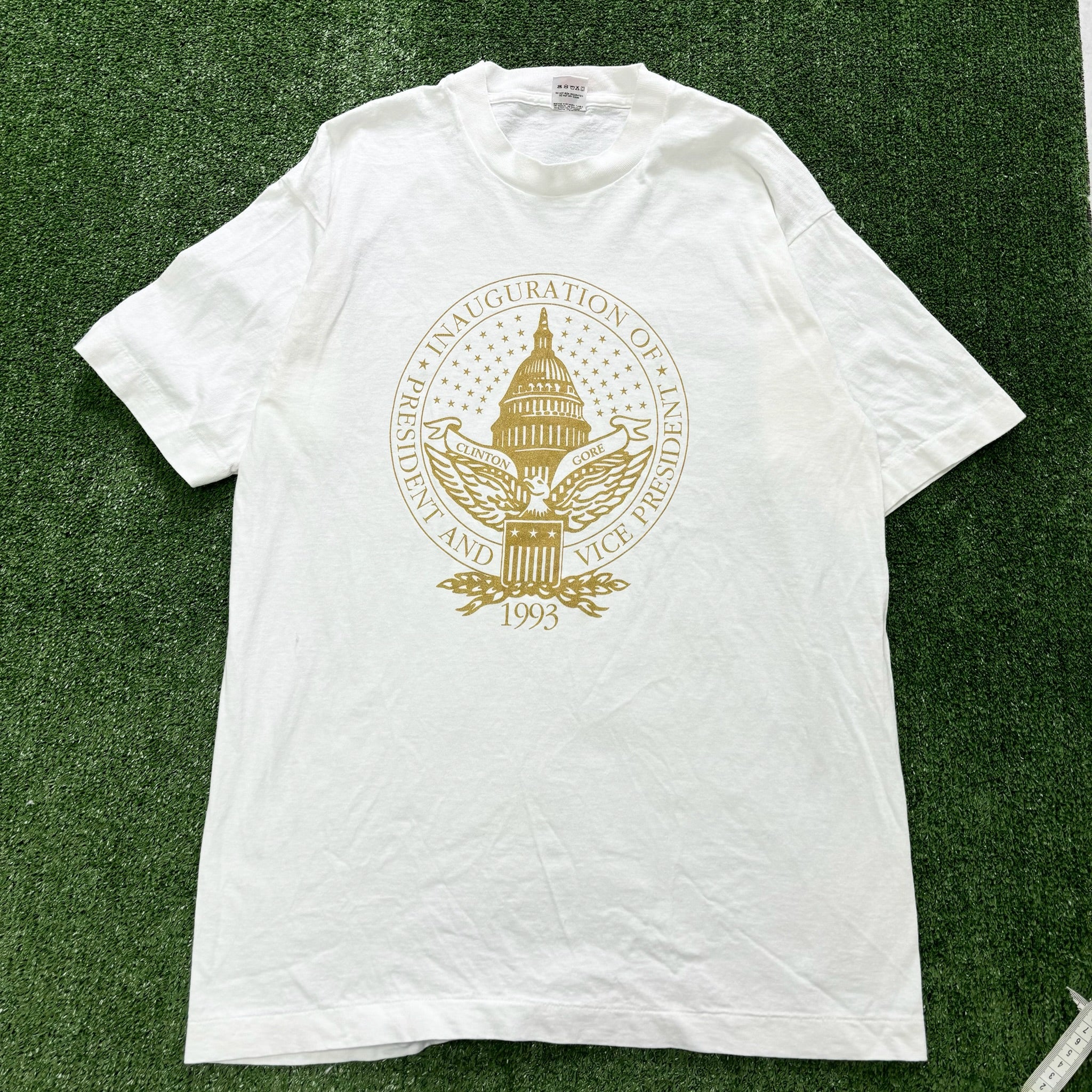 Vintage T Shirt Mens Large White Single Stitch Graphic Print 90s (E)