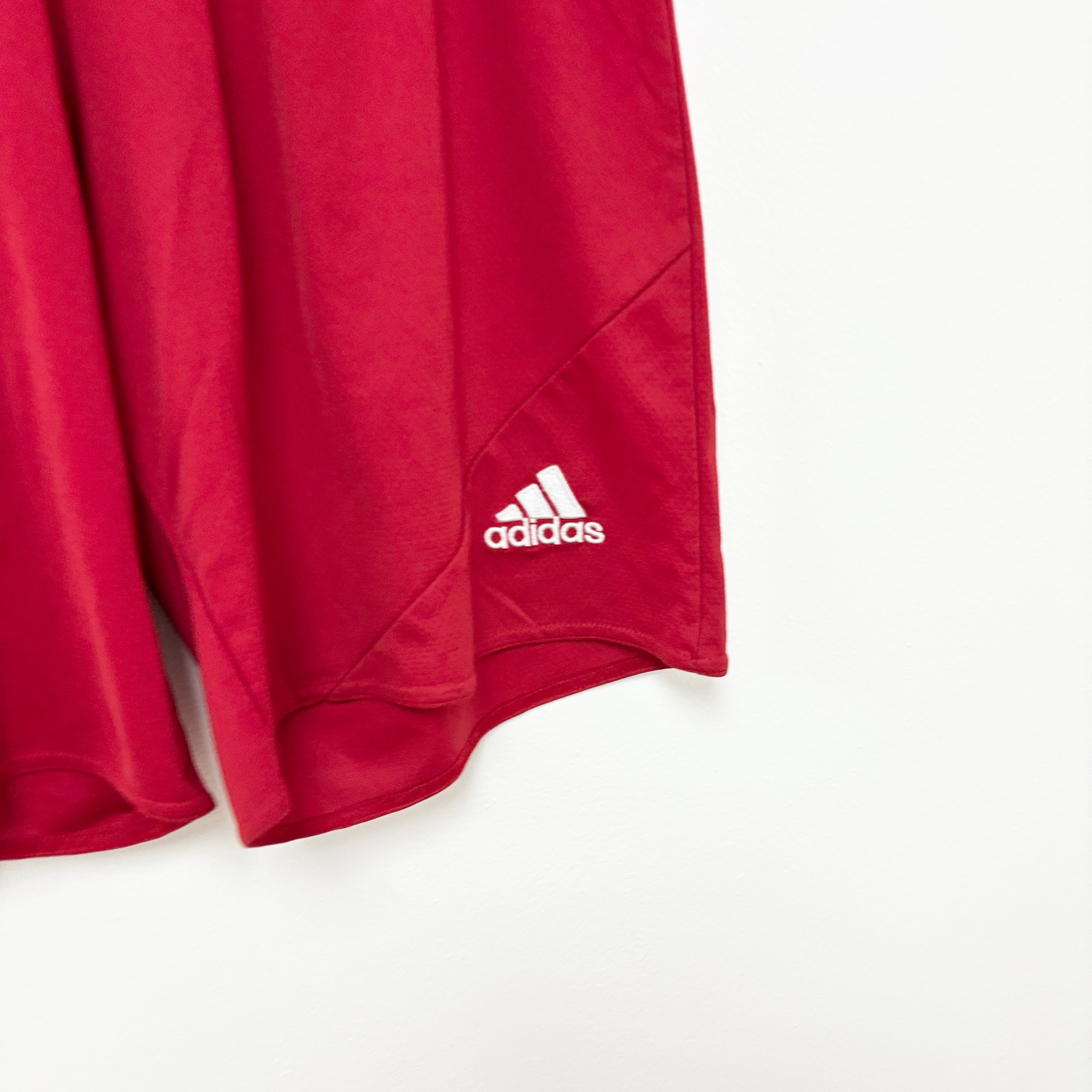 Adidas Shorts Mens Medium Red Sports Running Gym Athletic