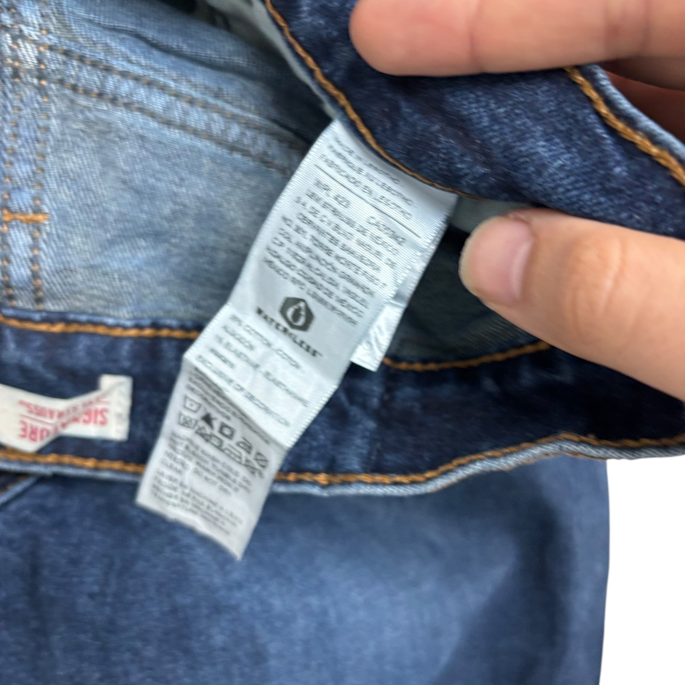 Levis Signature Jeans W28 L30 Mens Dark Blue Athletic Tapered Stretch Denim (E)