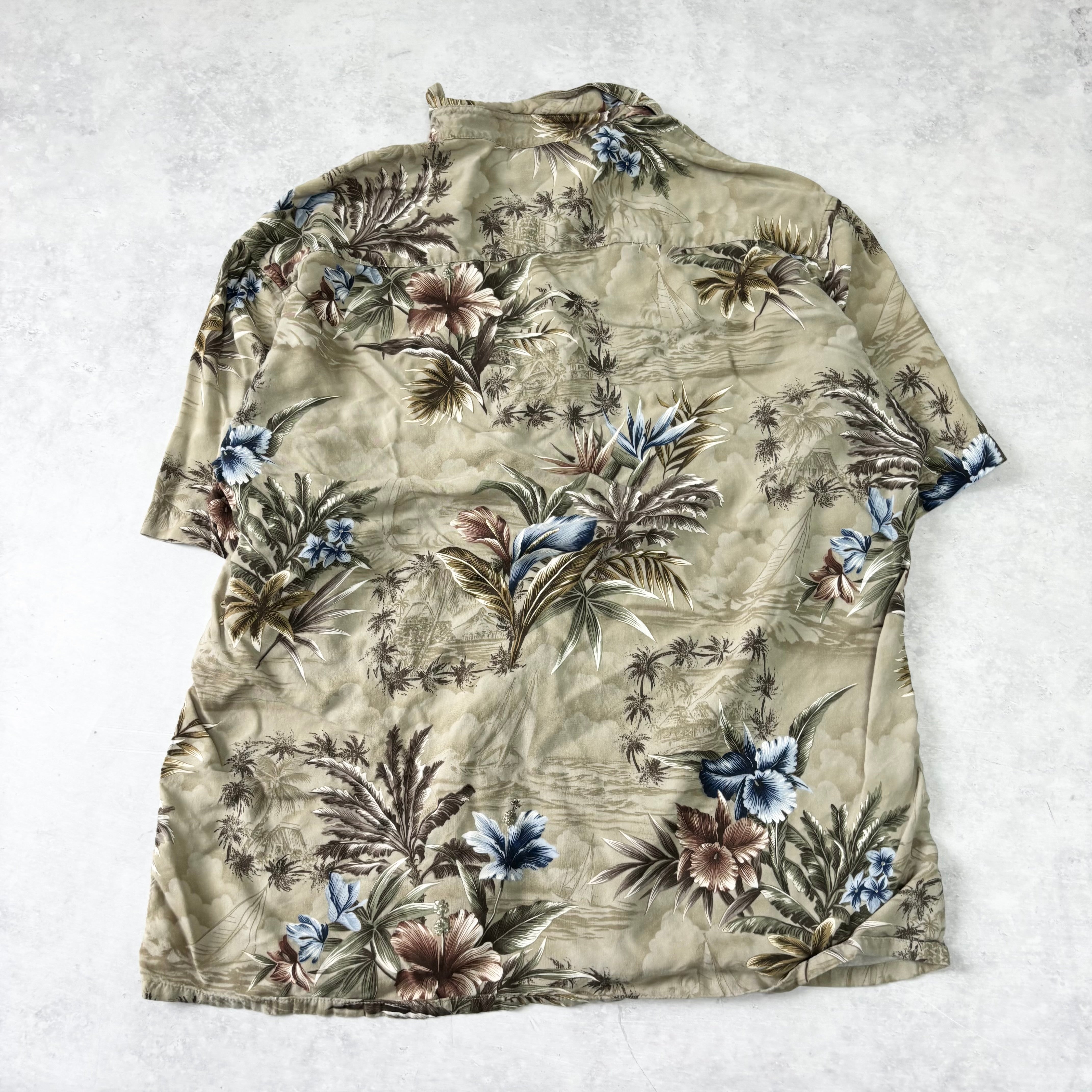 Vintage Hawaiian Shirt Mens XL Green Floral Aloha Short Sleeve Rayon (E)