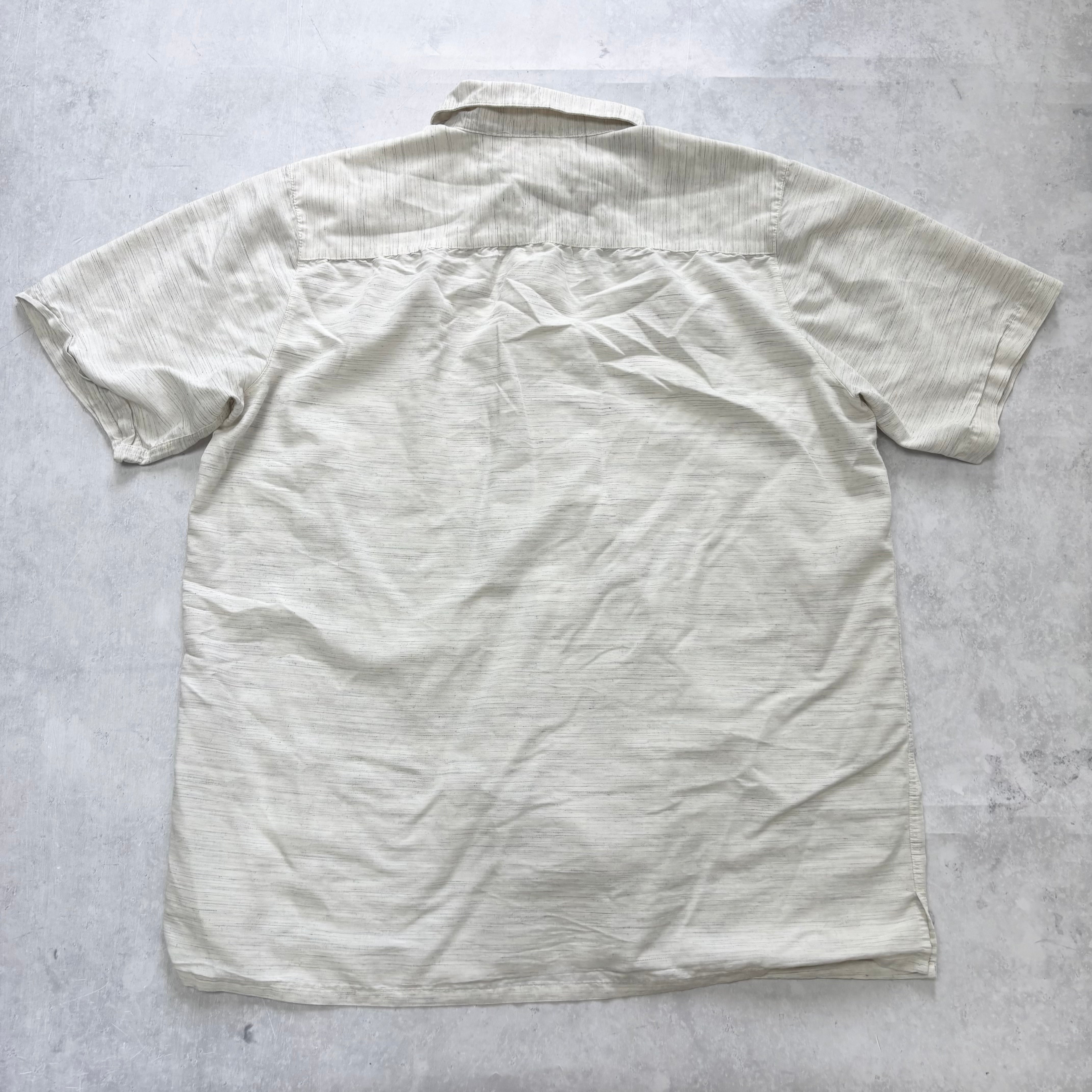 Vintage Shirt Mens Large White Pattern Short Sleeve Rayon (E)