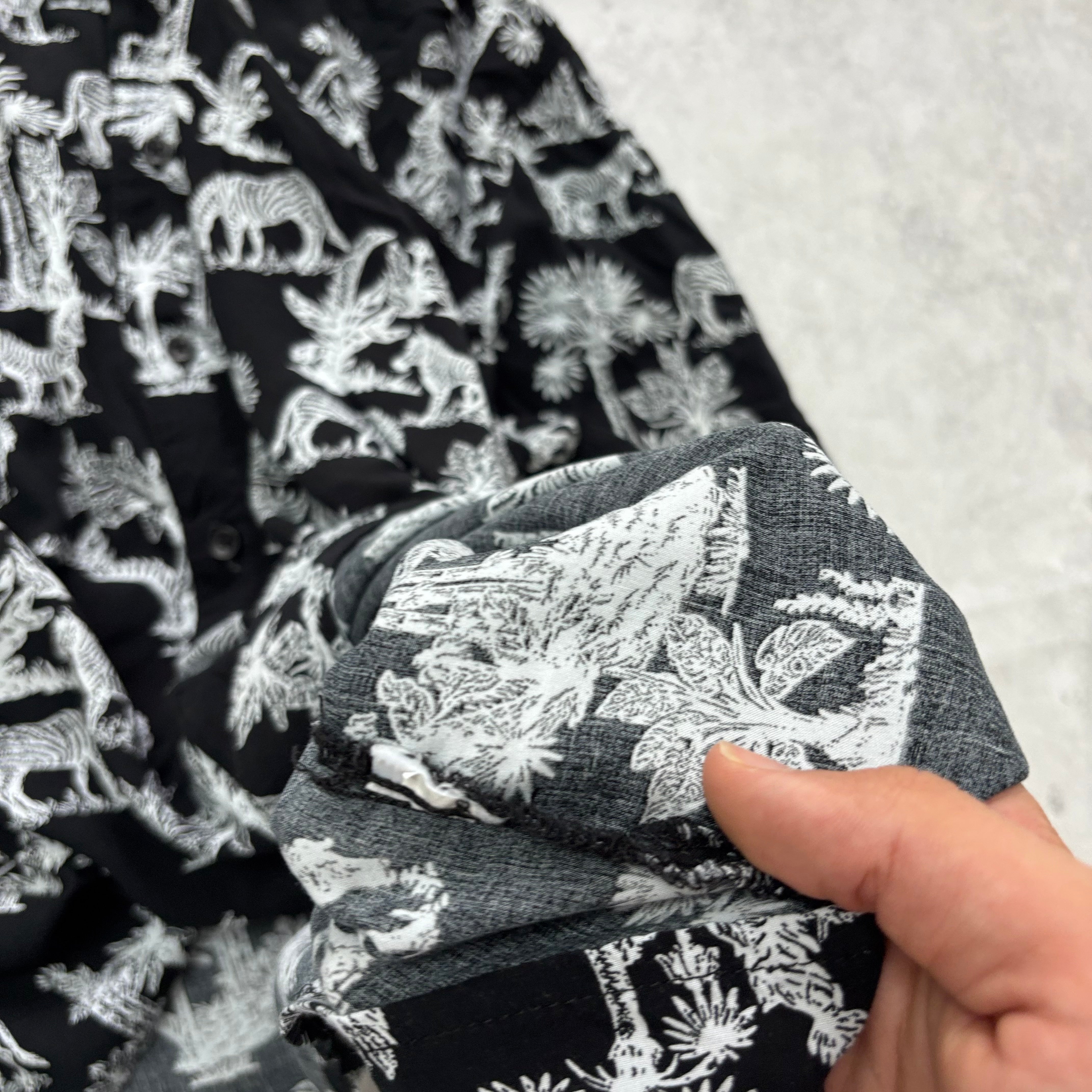Hawaiian Shirt Mens Large Black Floral Aloha Short Sleeve (E)