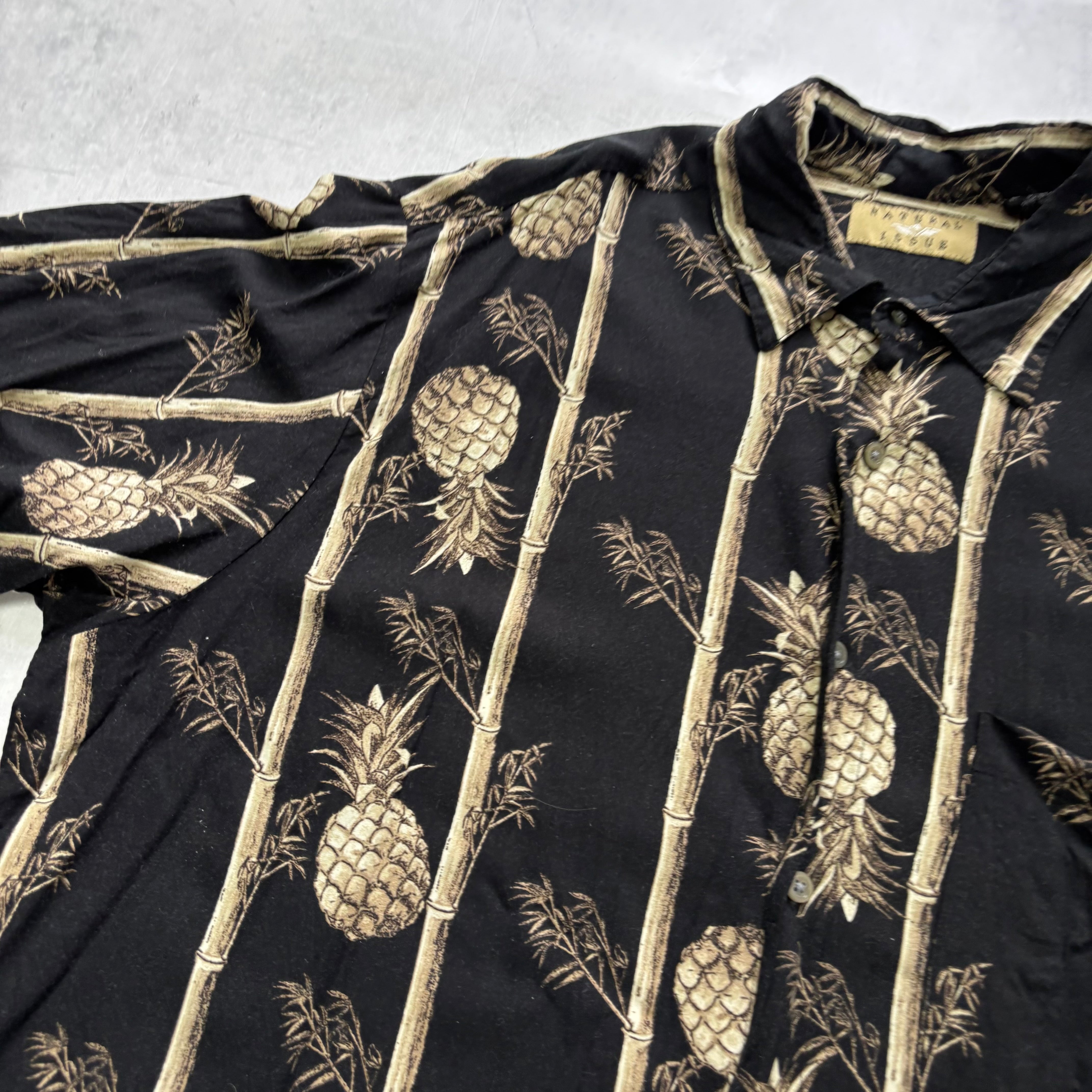 Vintage Hawaiian Shirt Mens Large Black Floral Aloha Short Sleeve Rayon (E)