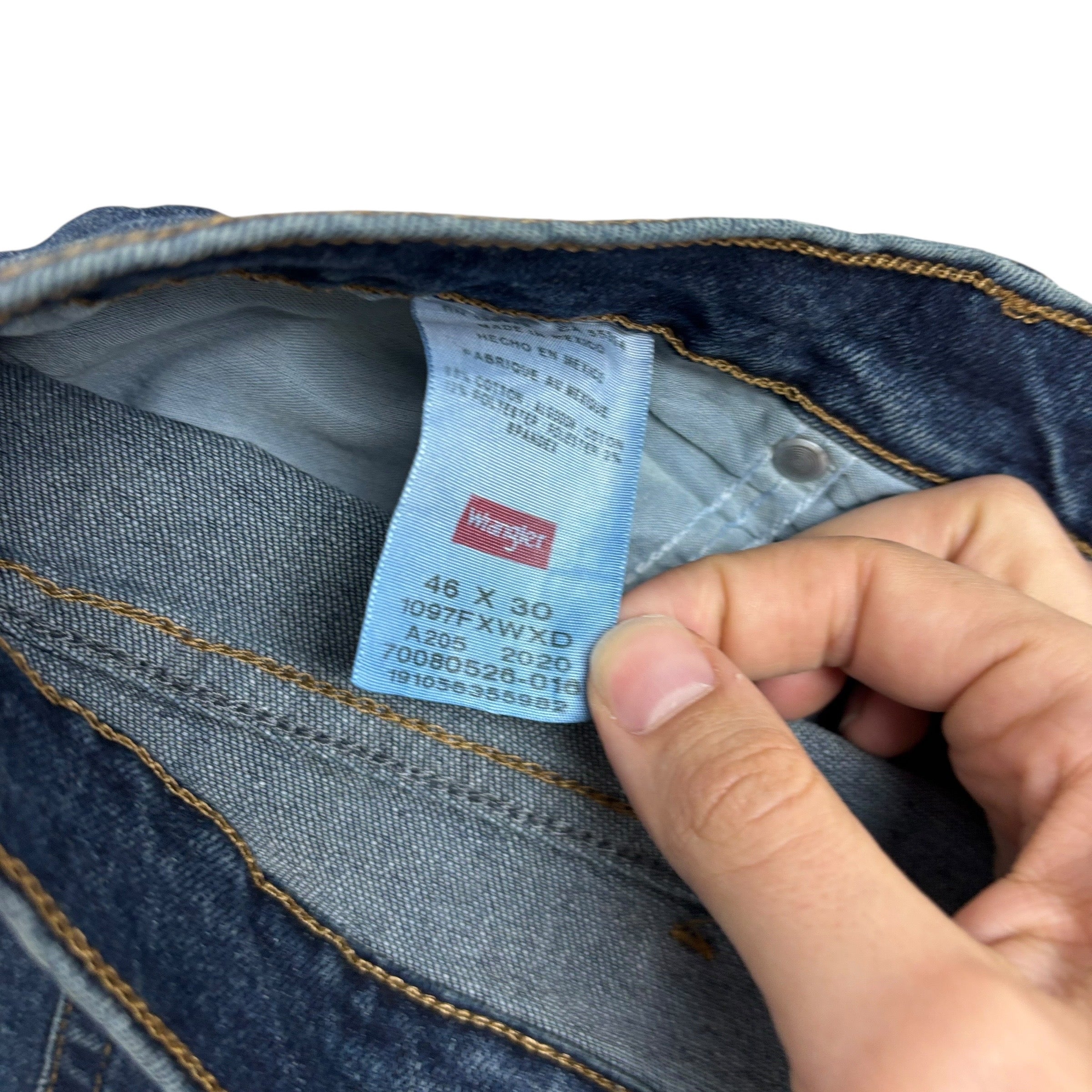 Wrangler Jeans W46 L30 Mens Dark Blue Relaxed Straight Fit Stretch Denim (E)