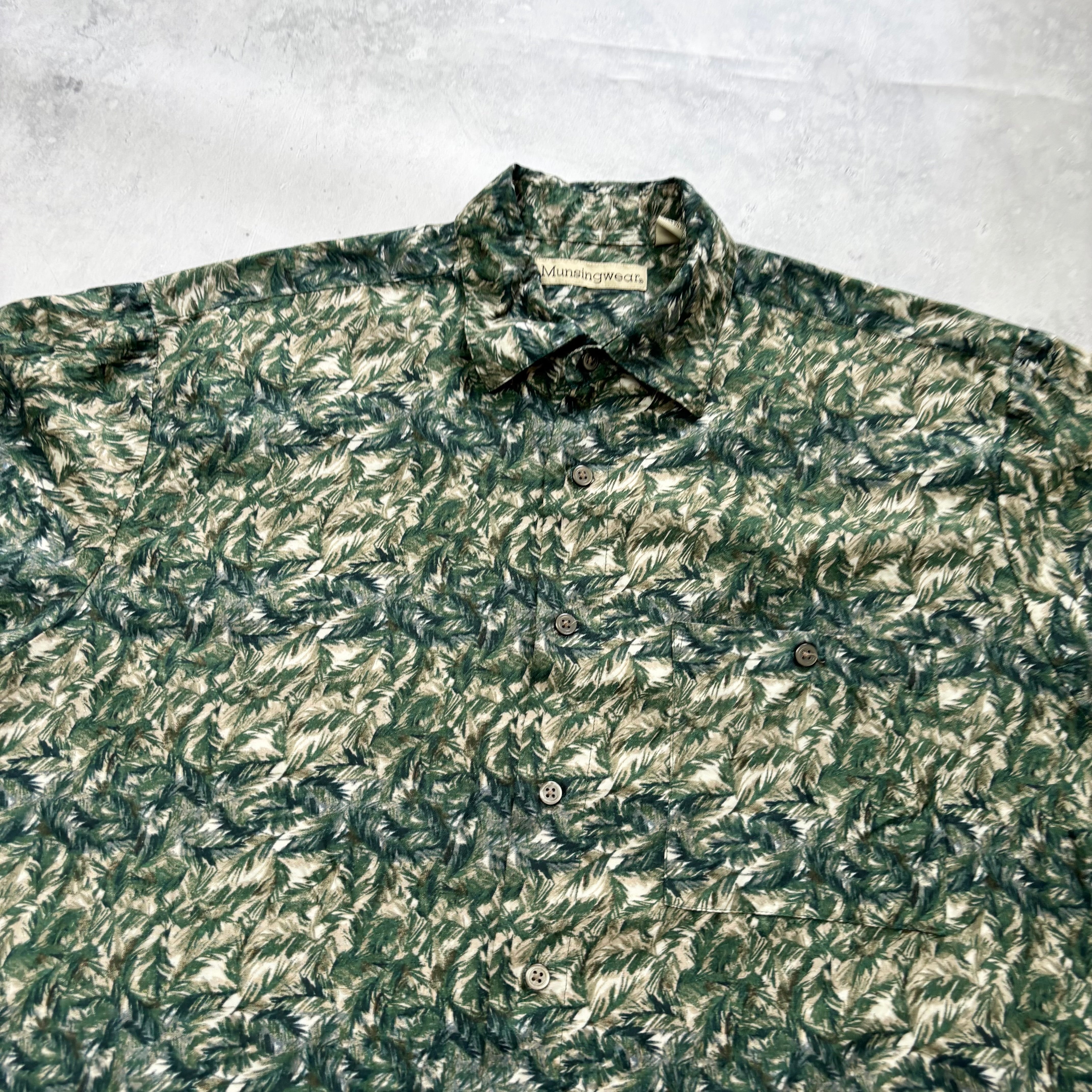 Vintage Hawaiian Shirt Mens Medium Green Floral Aloha Rayon (E)