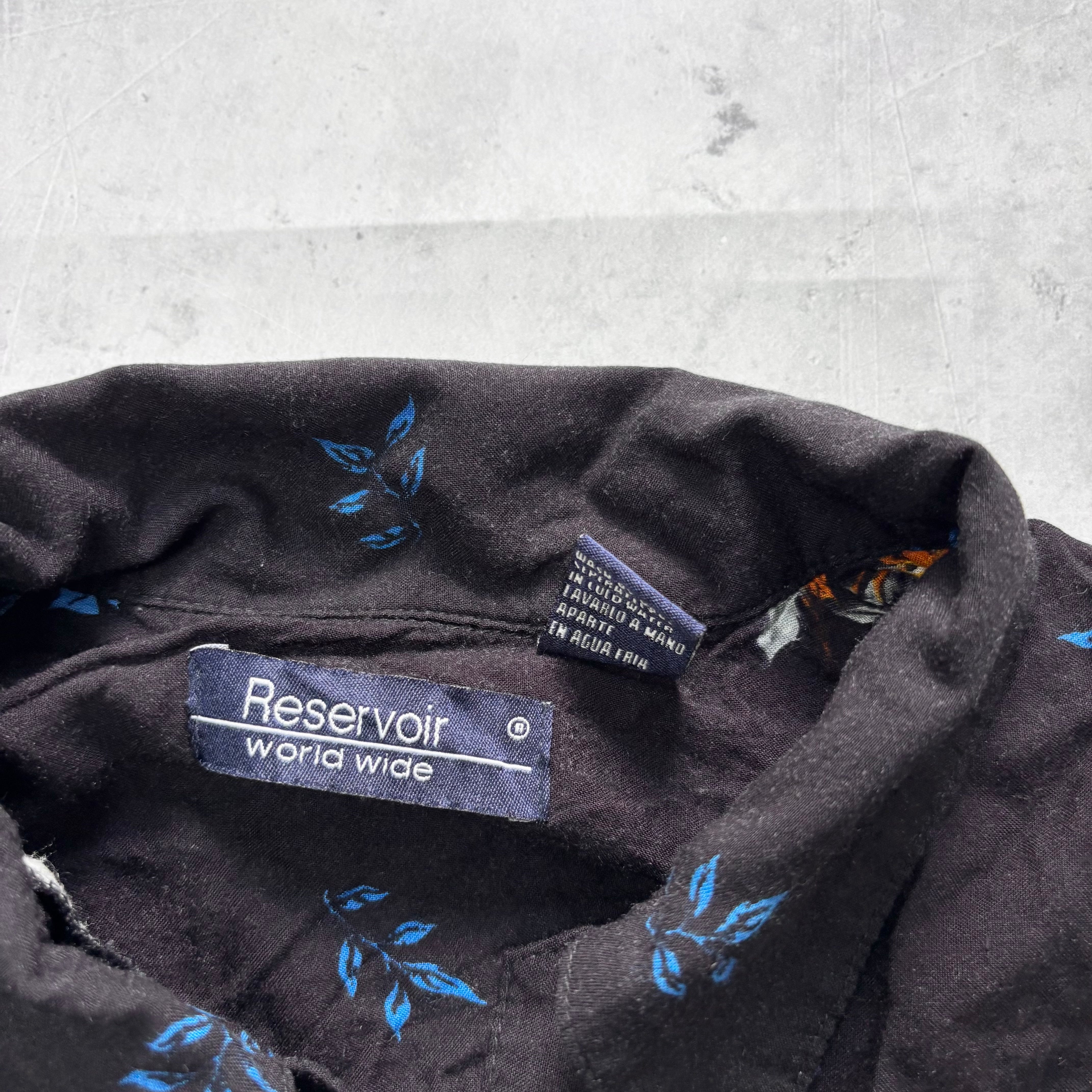 Hawaiian Shirt Mens XL Black Floral Aloha Short Sleeve Rayon Pattern Funky (E)