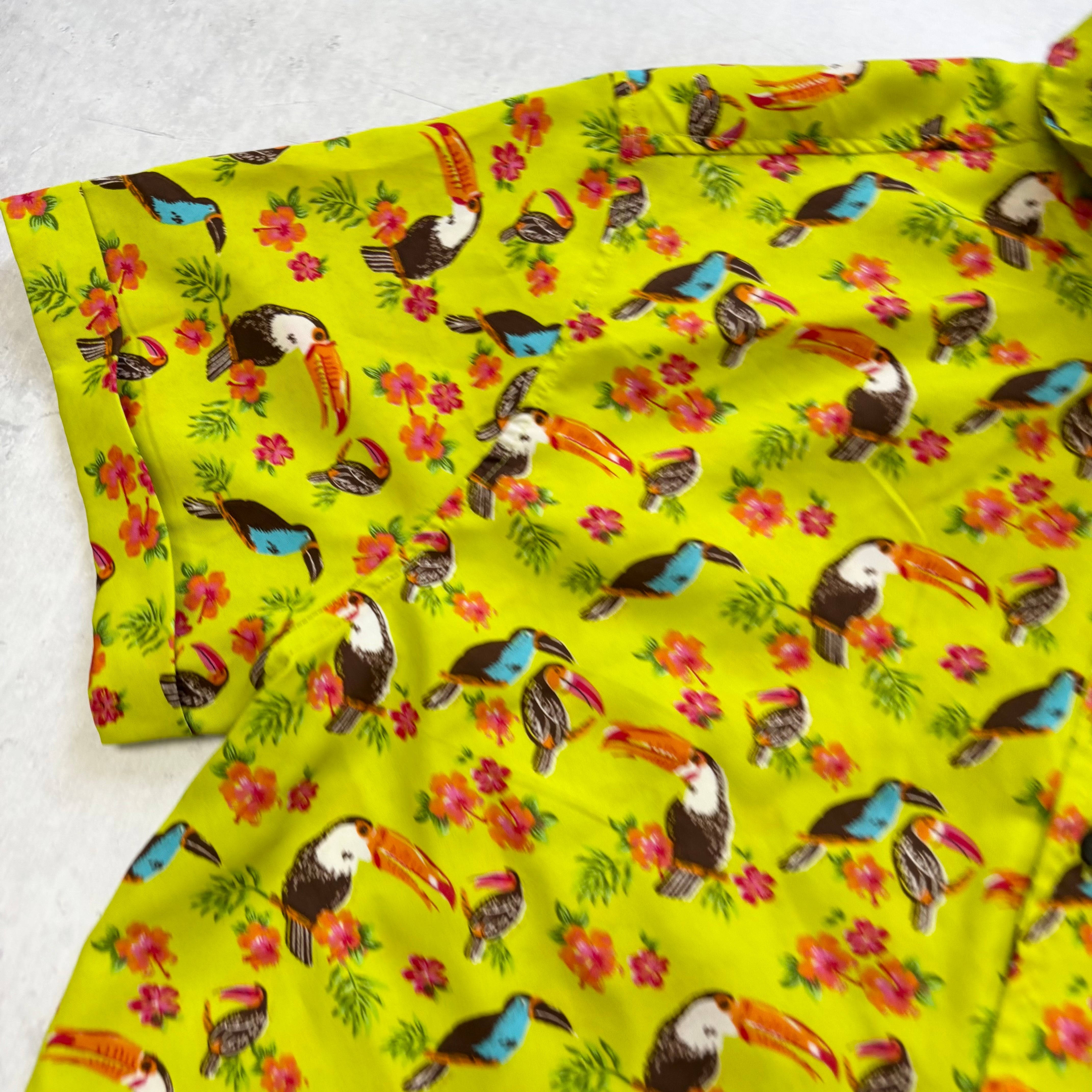 Hawaiian Shirt Mens Large Green Floral Short Sleeve Polyester Slim Fit (E)