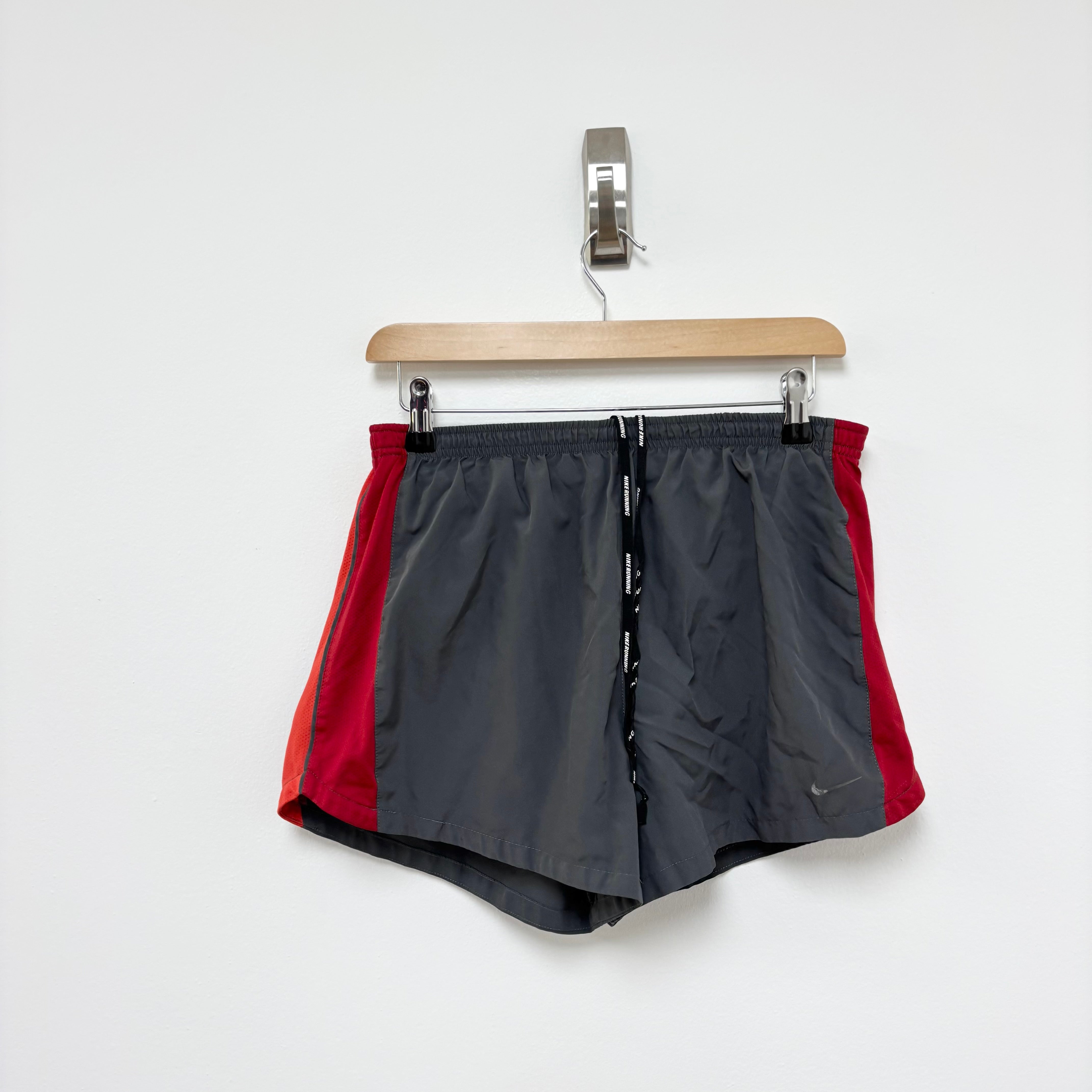 Nike Shorts Womens Medium Grey Dri Fit Running Sports Gym Athletic (E)