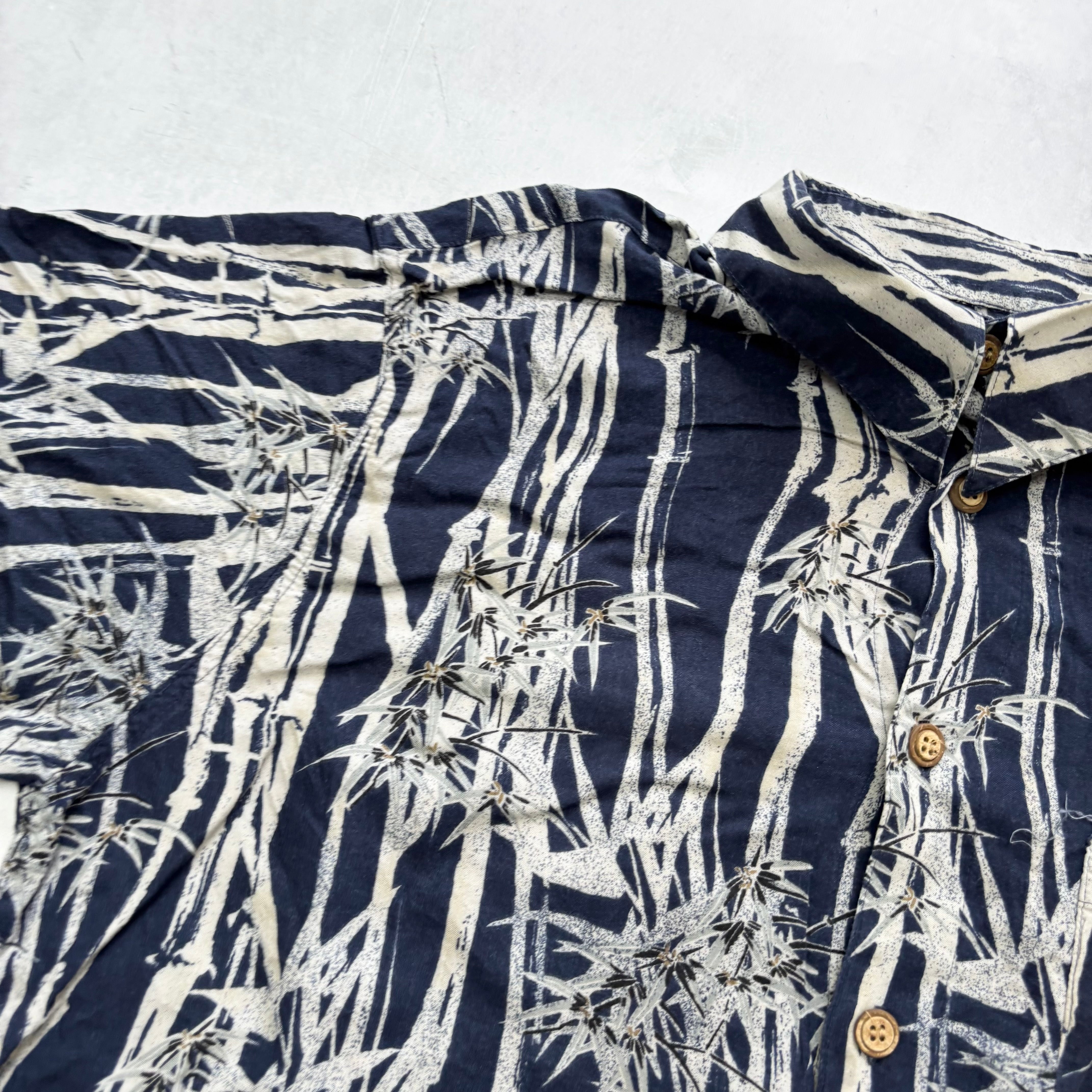 Vintage Hawaiian Shirt Mens XL Navy Blue Floral Aloha Short Sleeve Rayon (E)