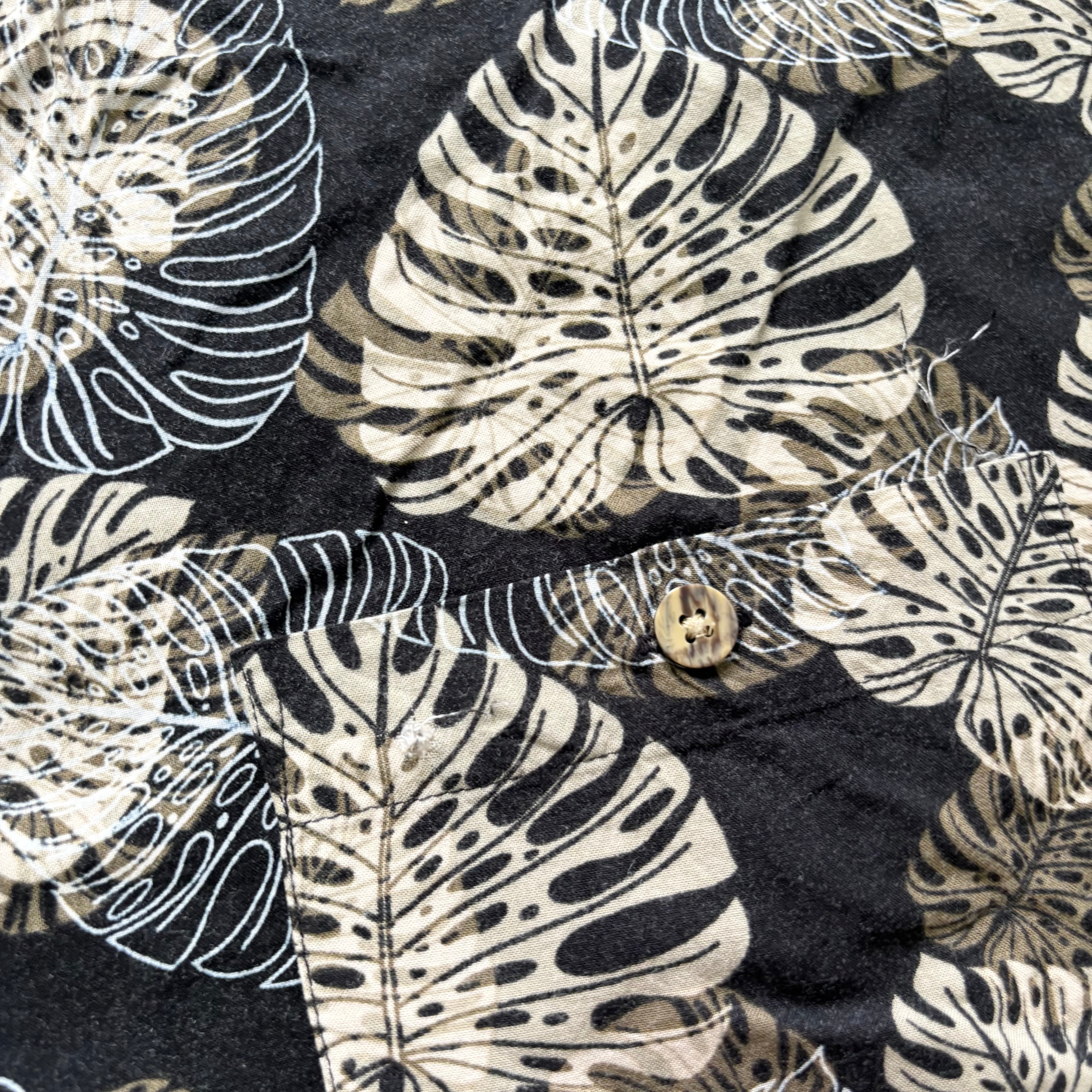 Vintage Hawaiian Shirt Mens XXL Black Floral Aloha Short Sleeve Rayon