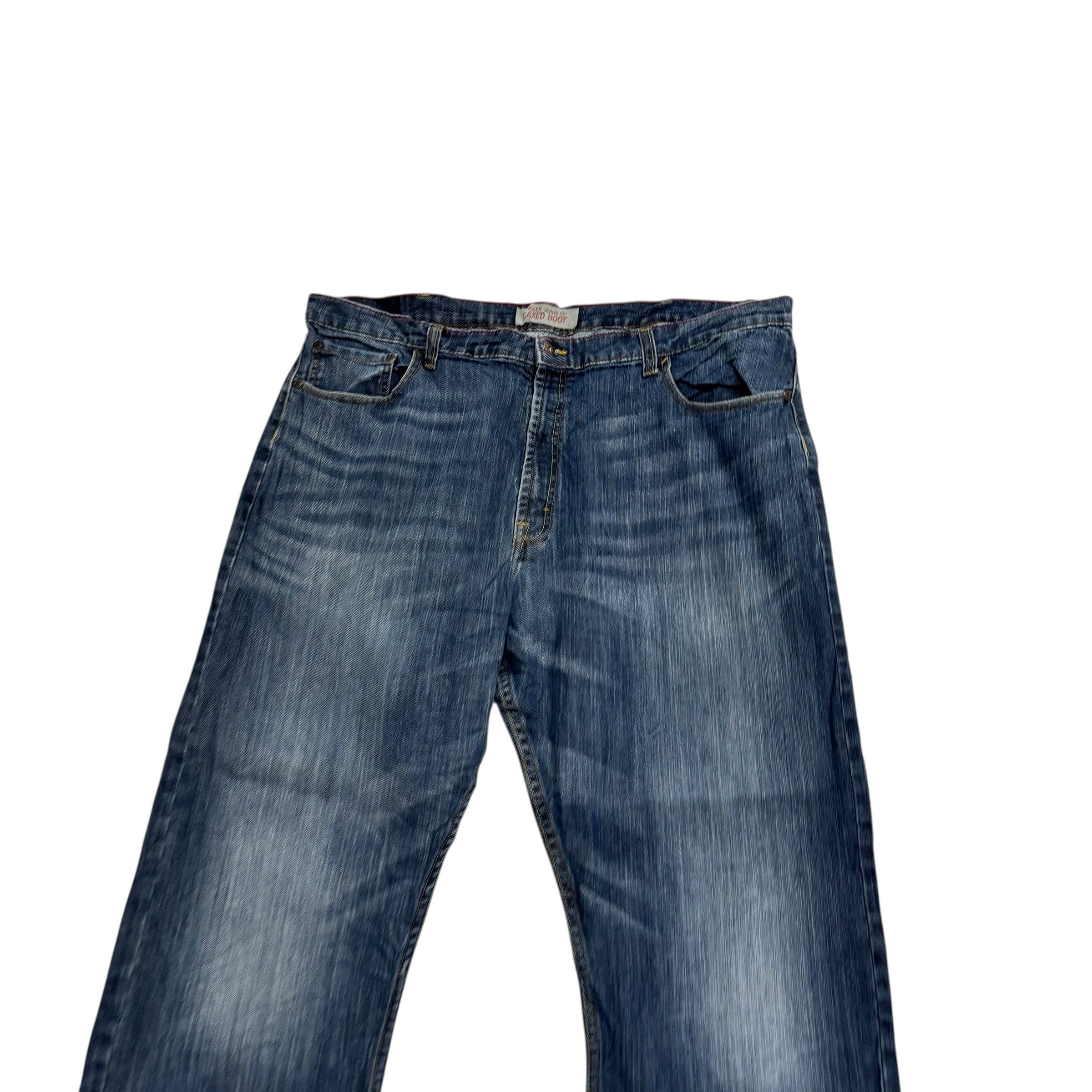 Wrangler Jeans W42 L32 Mens Dark Blue Relaxed Bootcut Fit Vintage Denim (E)