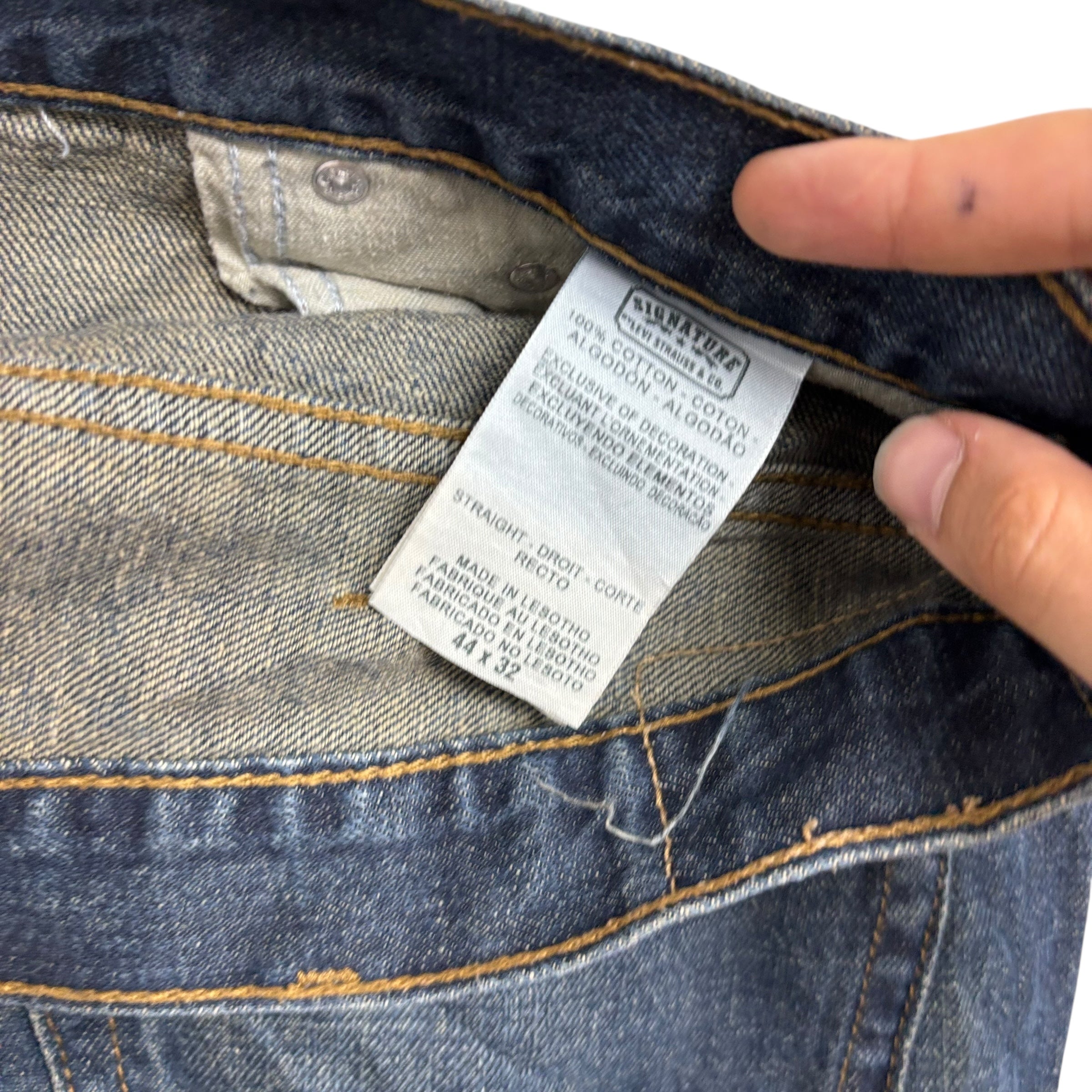 Levis Signature Jeans W44 L32 Mens Dark Blue Relaxed Straight Vintage Denim (E)