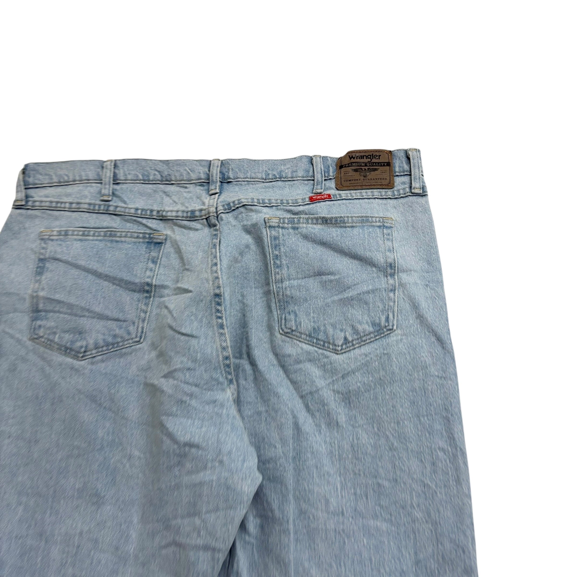 Wrangler Jeans W40 L30 Mens Light Blue Relaxed Straight Fit Stretch Denim