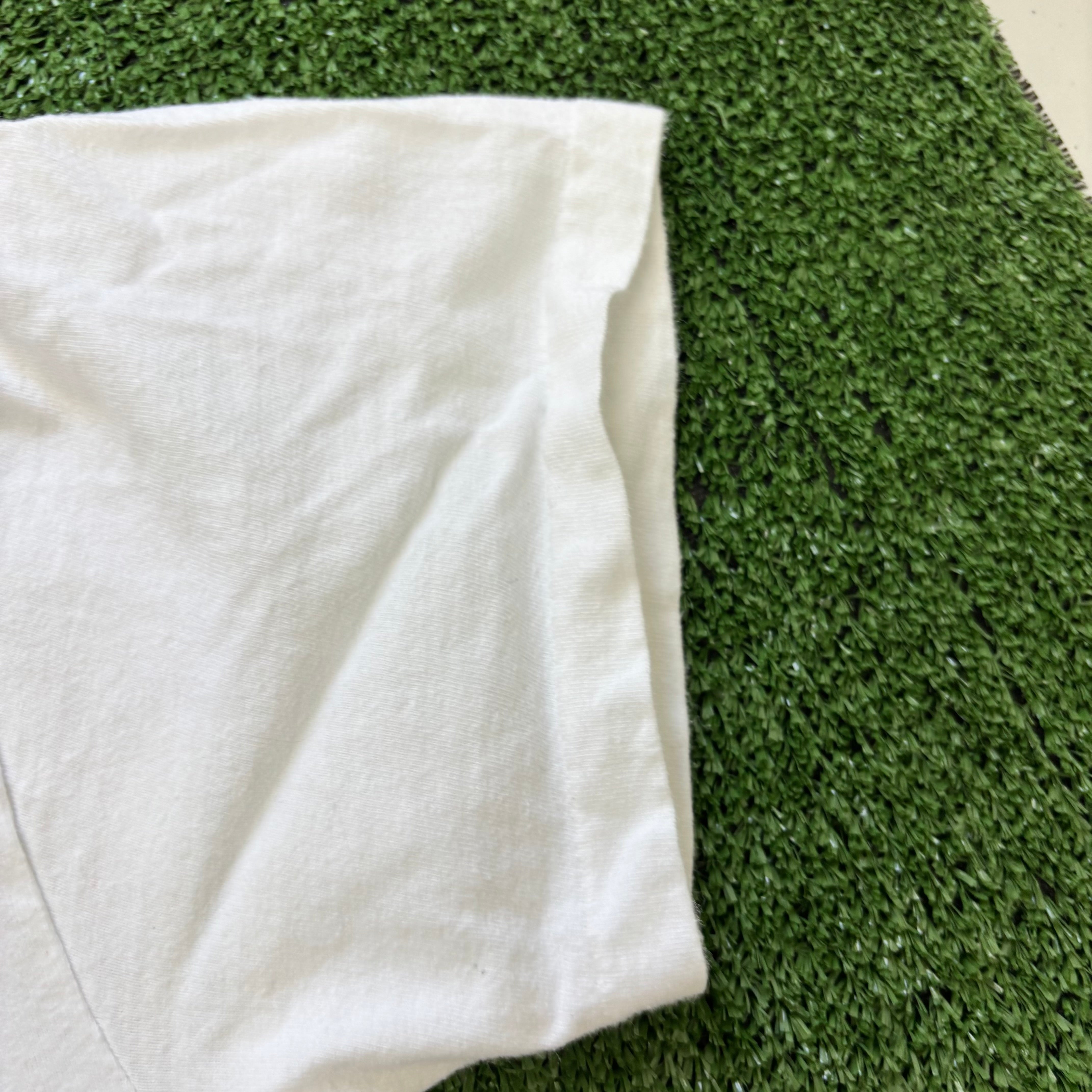 Vintage T Shirt Mens Medium White Single Stitch Graphic Print 90s Race (E)