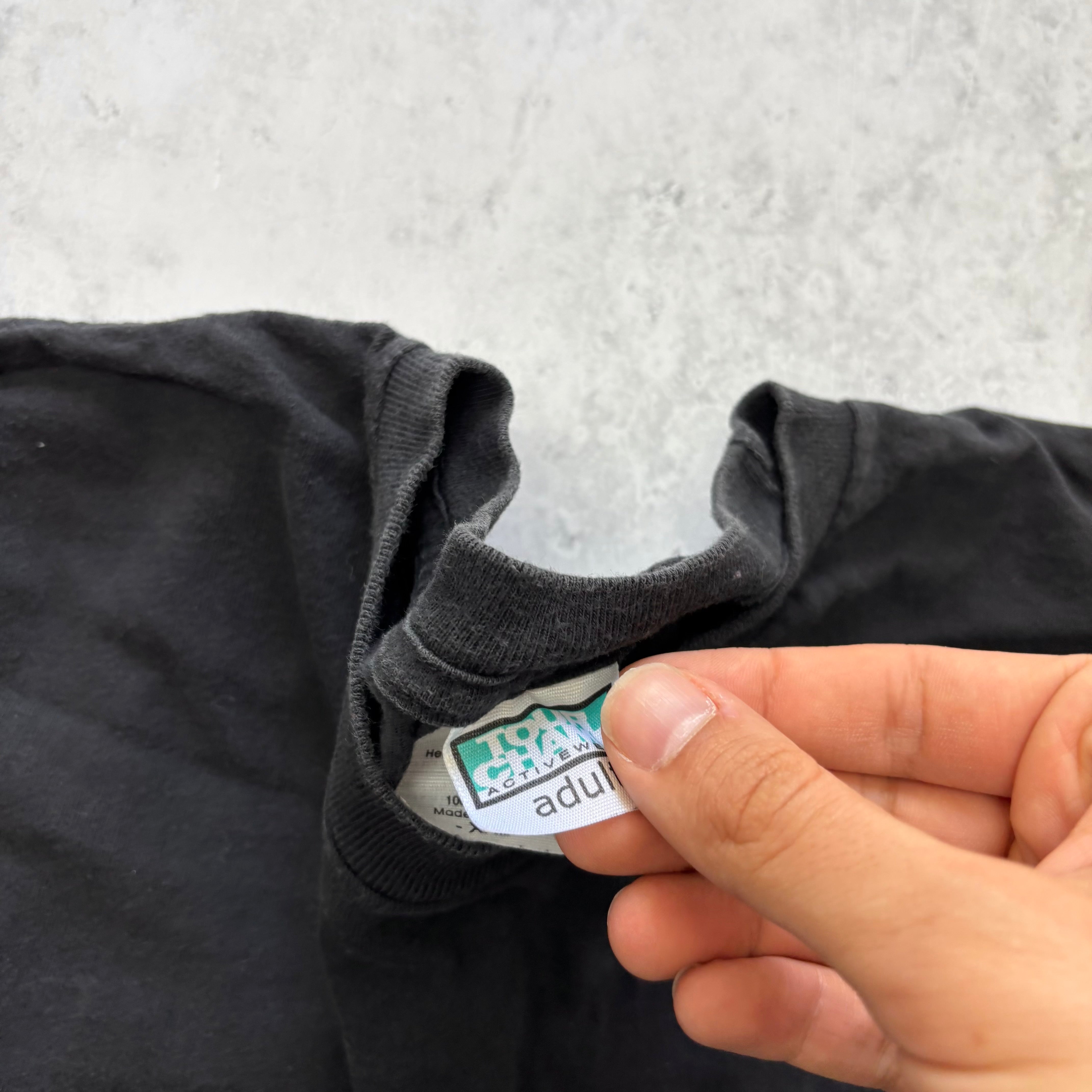 Vintage T Shirt Mens XXL Black Graphic Print 90s Wolves Nature